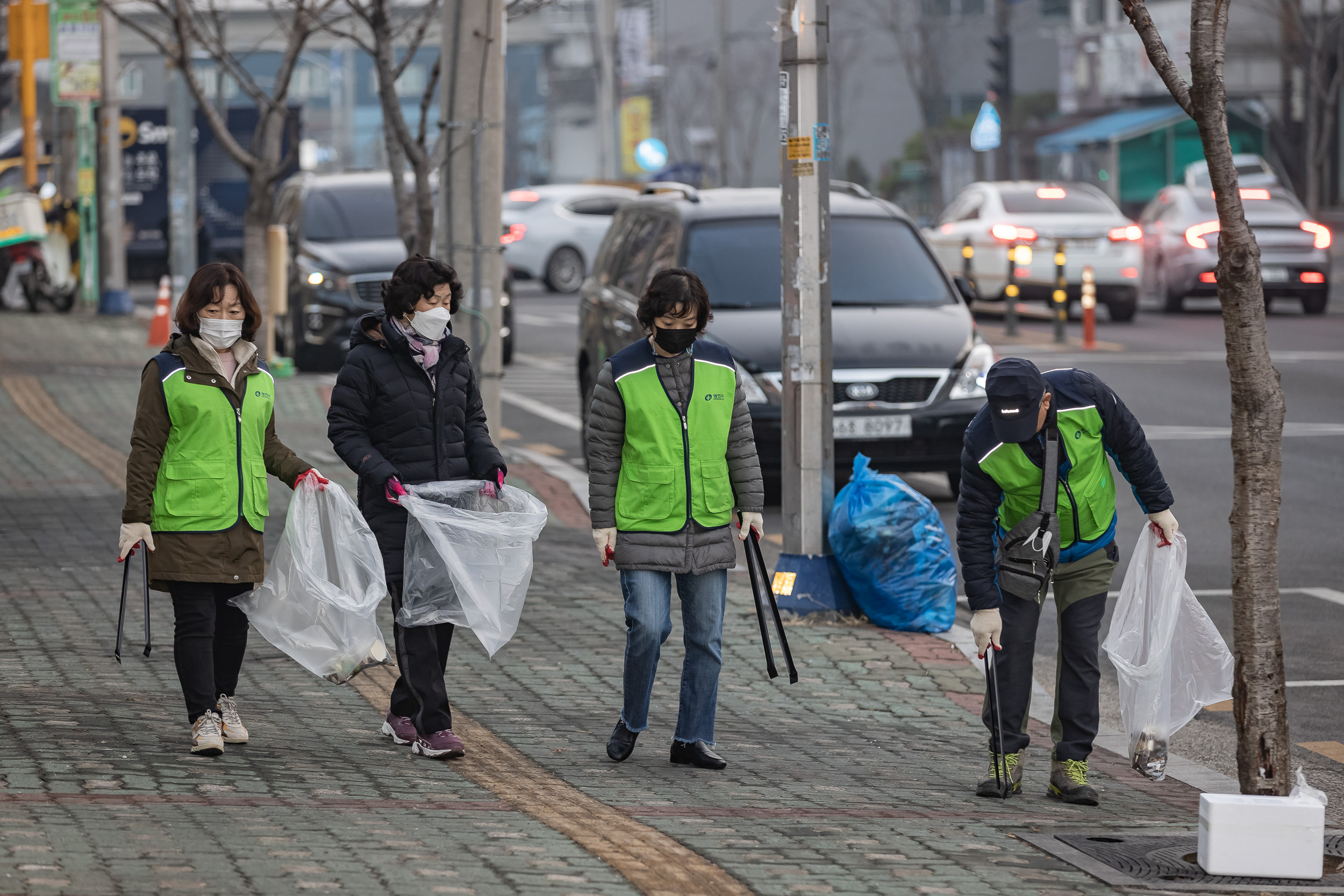 20230310-제9회 주민과 함께하는 골목청소-자양3동 230310-0214_G_173506.jpg