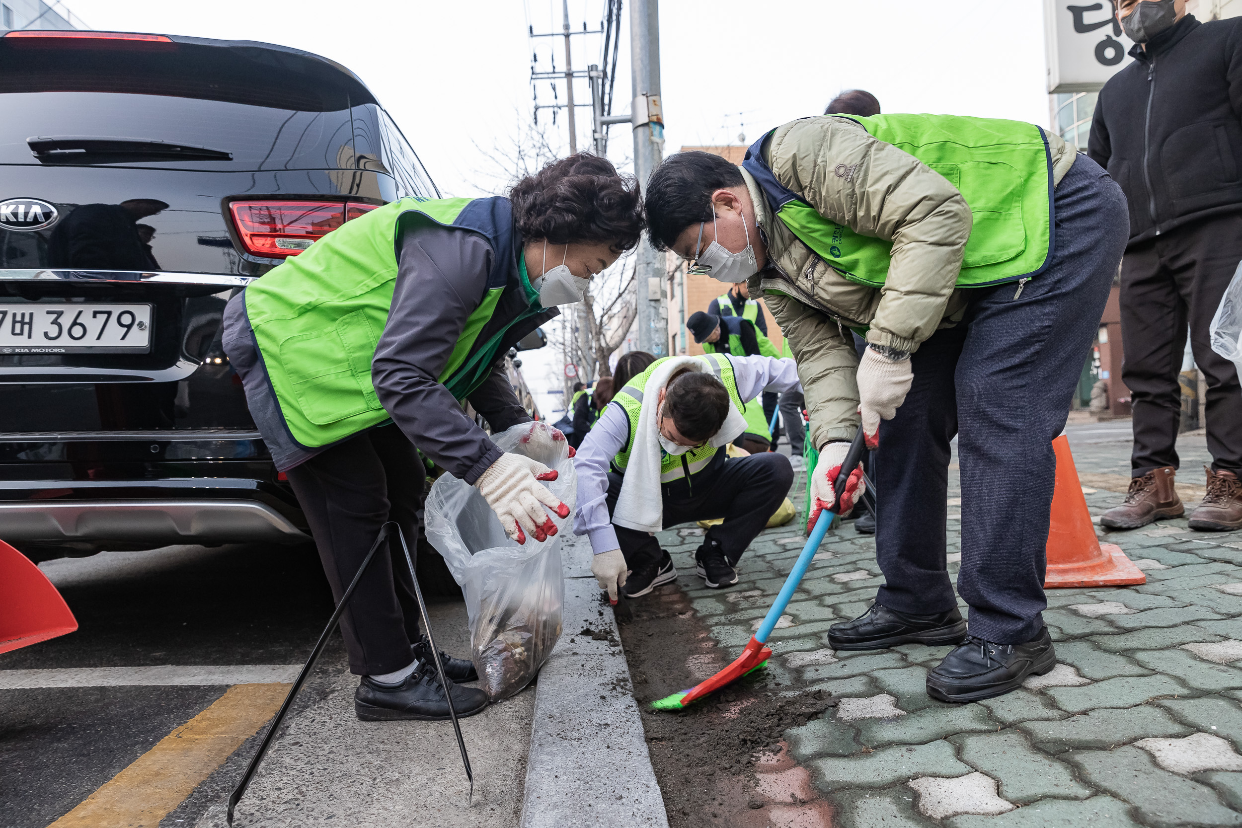 20230310-제9회 주민과 함께하는 골목청소-자양3동 230310-0274_G_173507.jpg