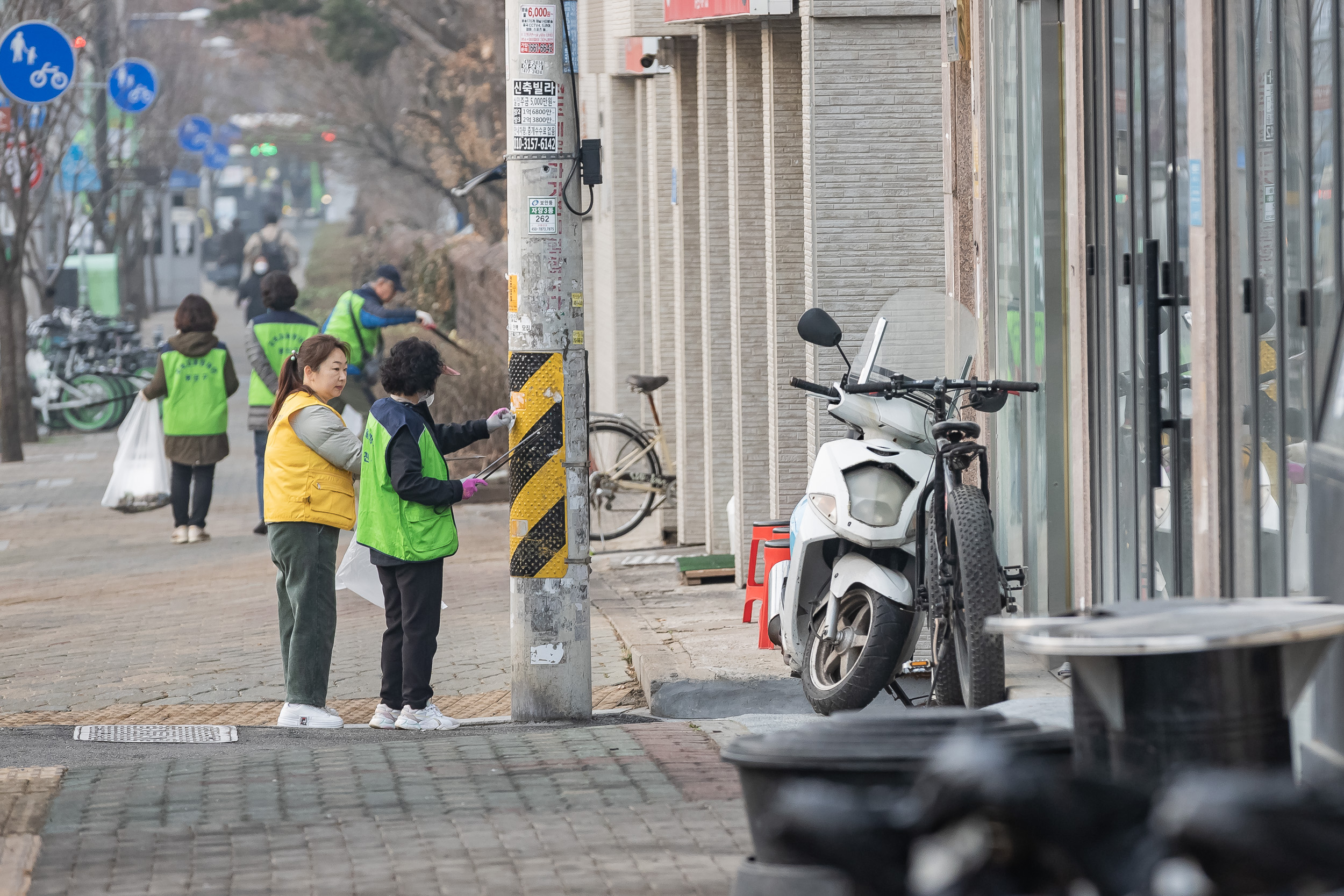 20230310-제9회 주민과 함께하는 골목청소-자양3동 230310-0414_G_173509.jpg