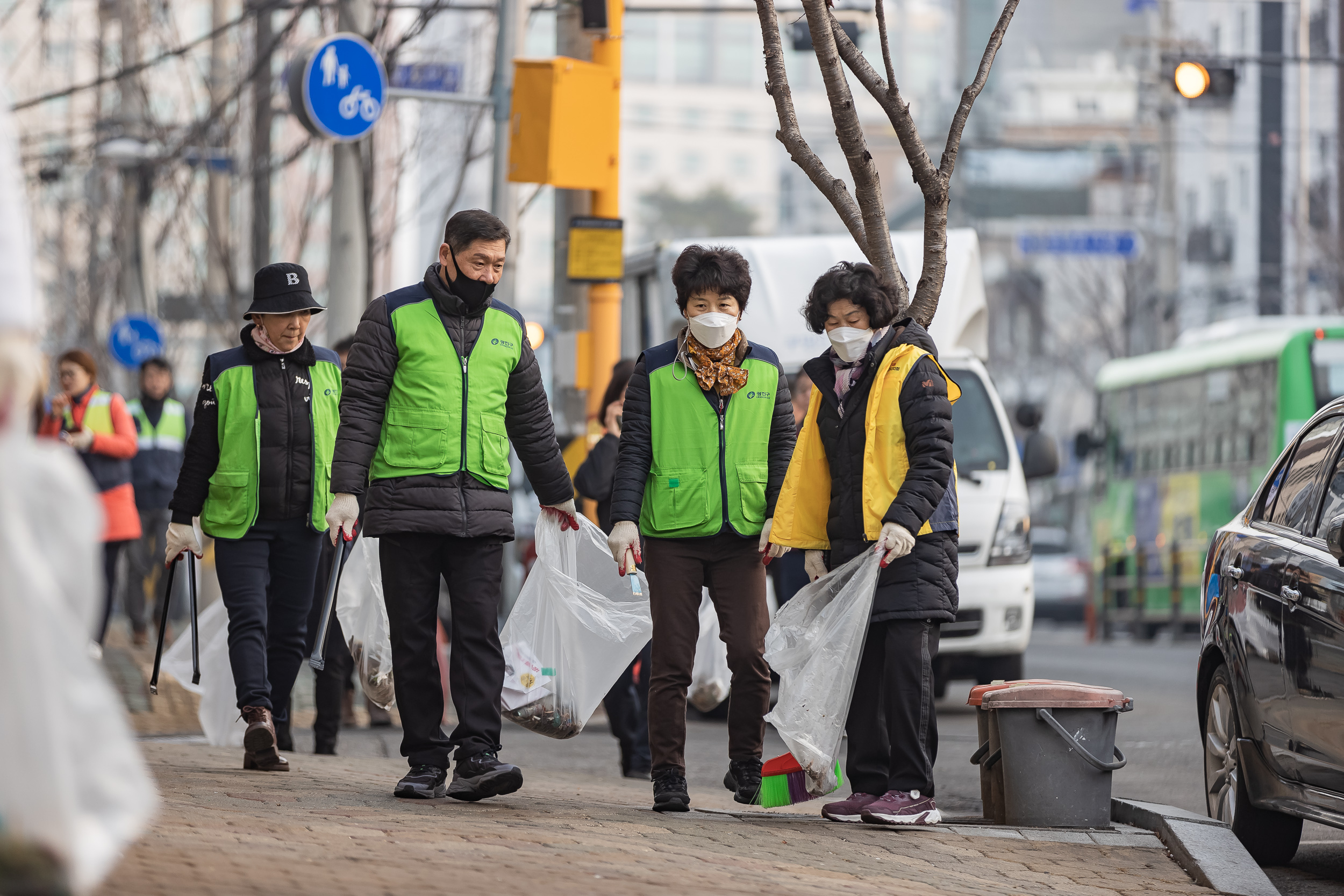 20230310-제9회 주민과 함께하는 골목청소-자양3동 230310-0610_G_173511.jpg