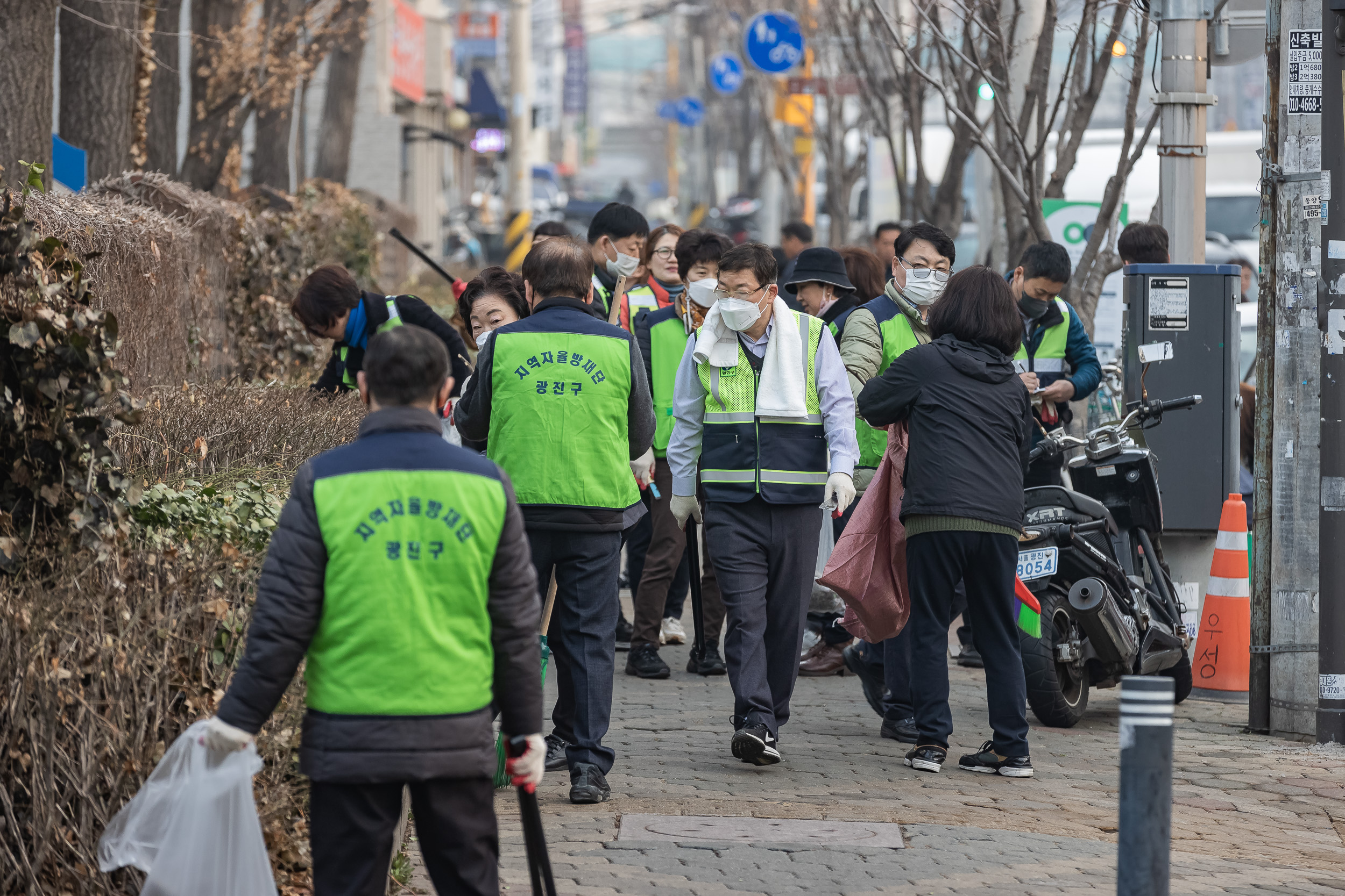 20230310-제9회 주민과 함께하는 골목청소-자양3동 230310-0713_G_173512.jpg