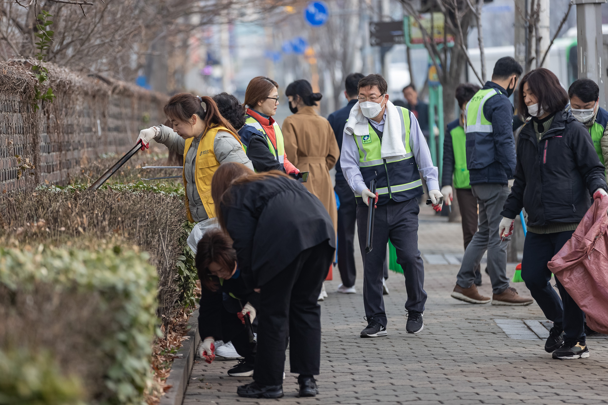 20230310-제9회 주민과 함께하는 골목청소-자양3동 230310-0835_G_173513.jpg