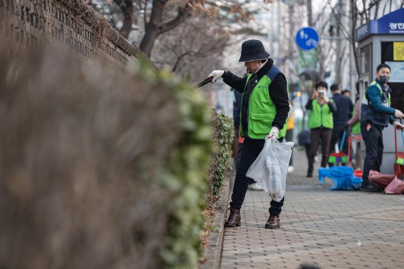 20230310-제9회 주민과 함께하는 골목청소-자양3동 230310-0857_G_173513.jpg