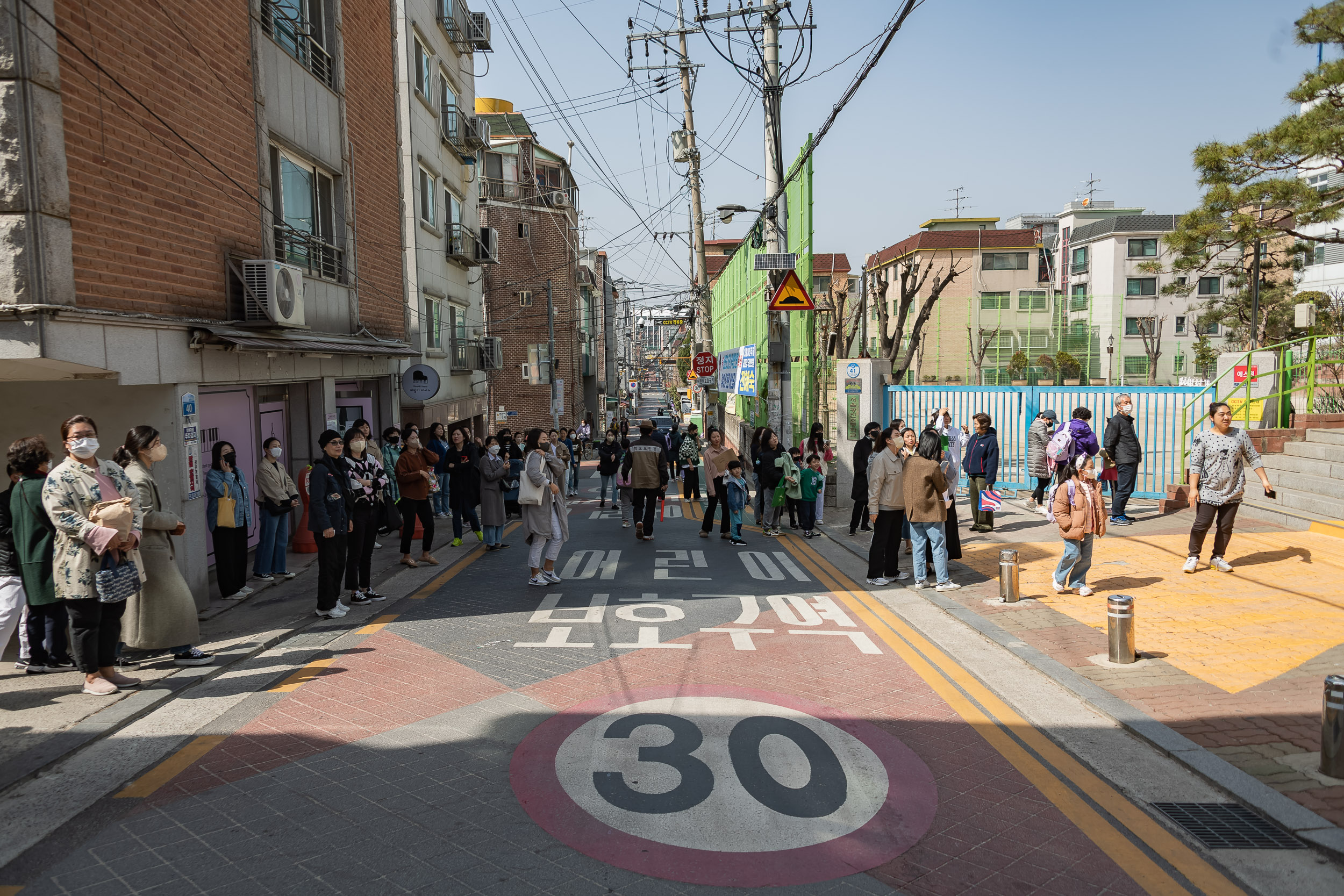 20230321-학교 앞 소통 나들이-무엇이든 말해 주세요! 230321-0100_G_090057.jpg