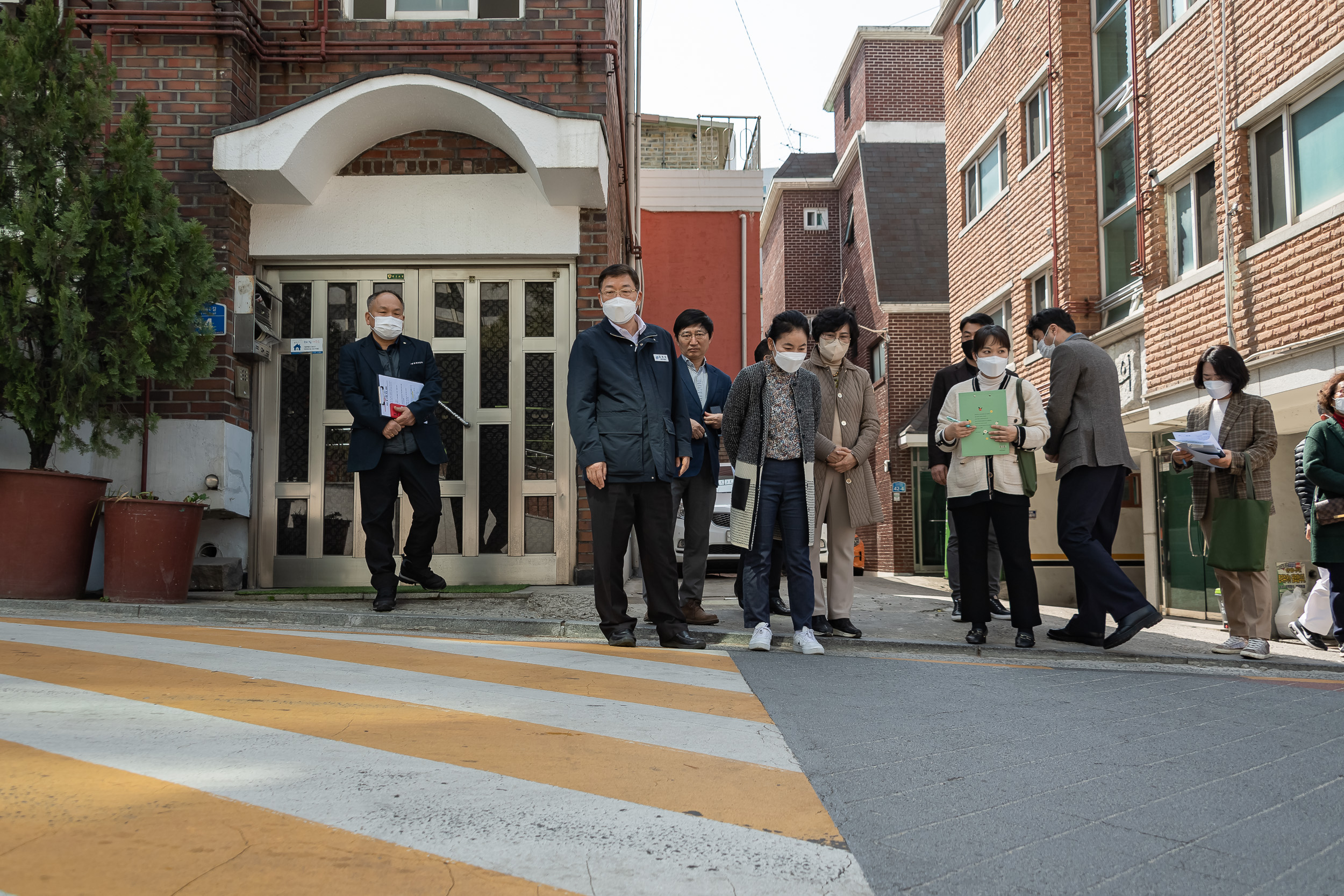 20230321-학교 앞 소통 나들이-무엇이든 말해 주세요! 230321-0107_G_090058.jpg