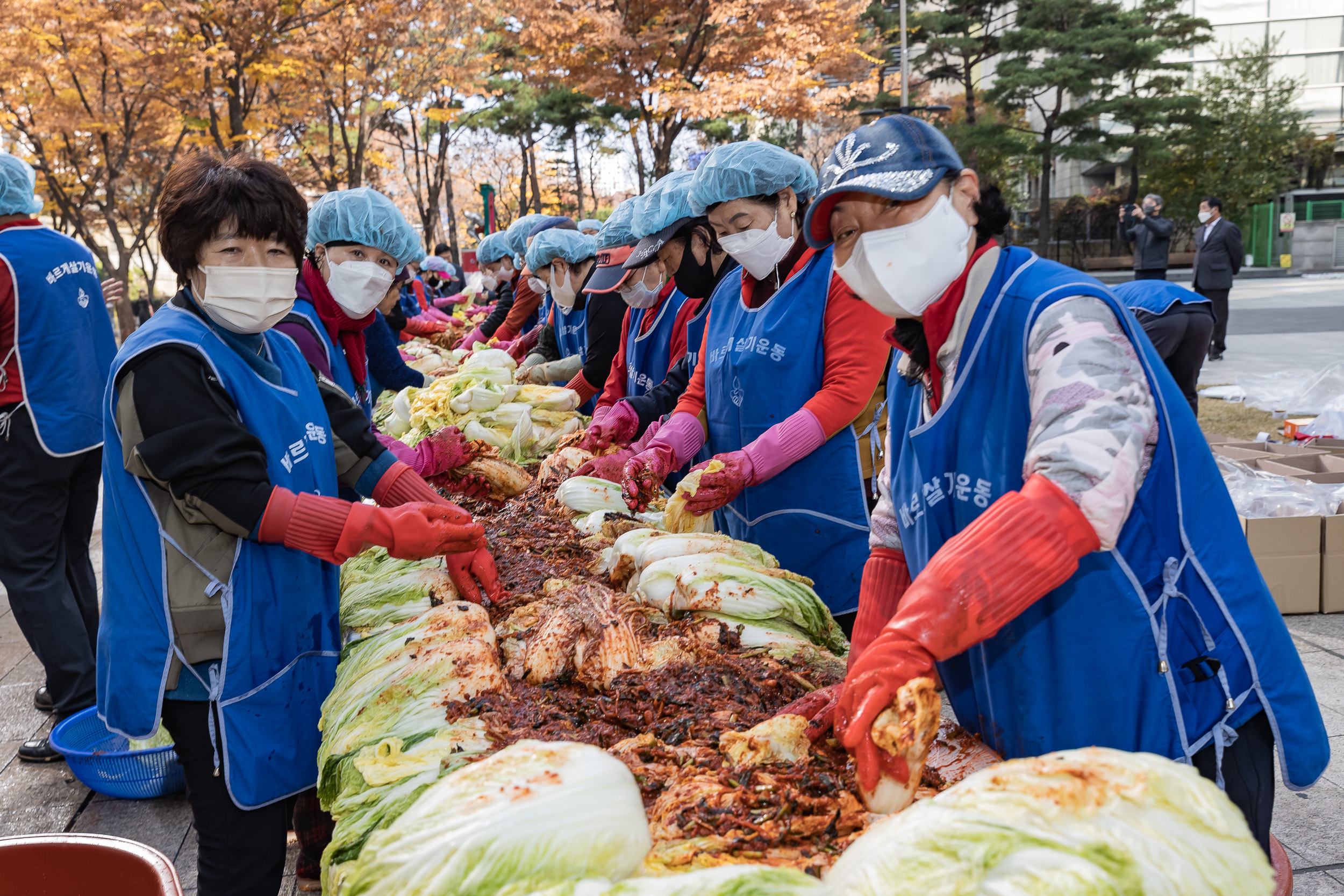 20221111-어려운 이웃 사랑의 김장 담가드리기 221111-0227_G_114140.jpg