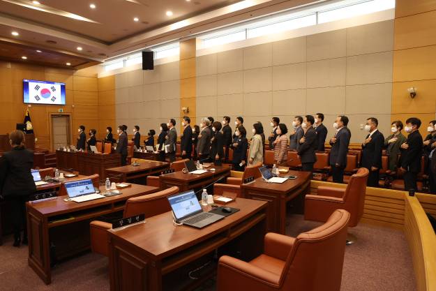 20221101-제256회 광진구의회 임시회 개회