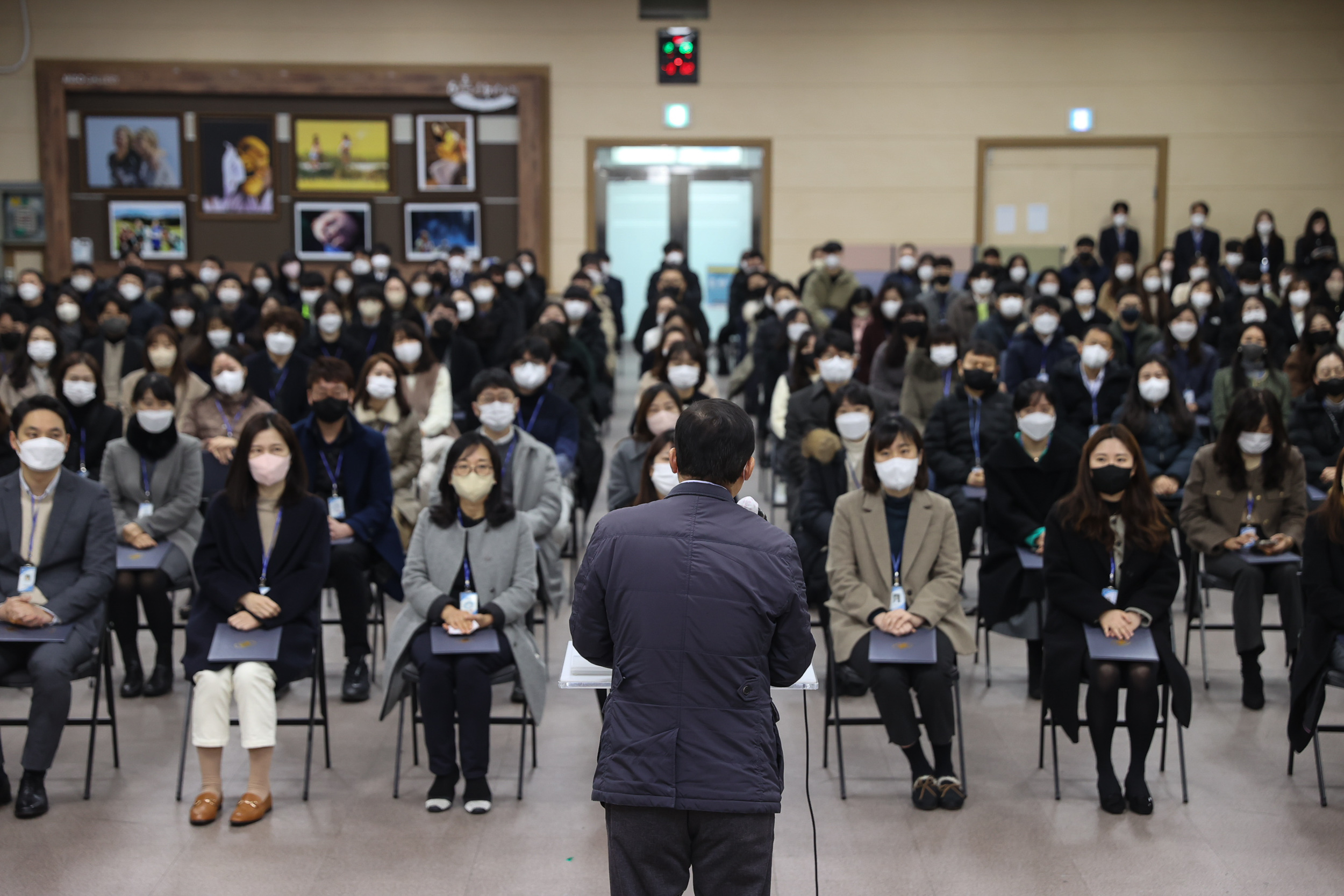 20221228-2023 상반기 정기인사 발령장 수여 221228-1343_G_132708.jpg