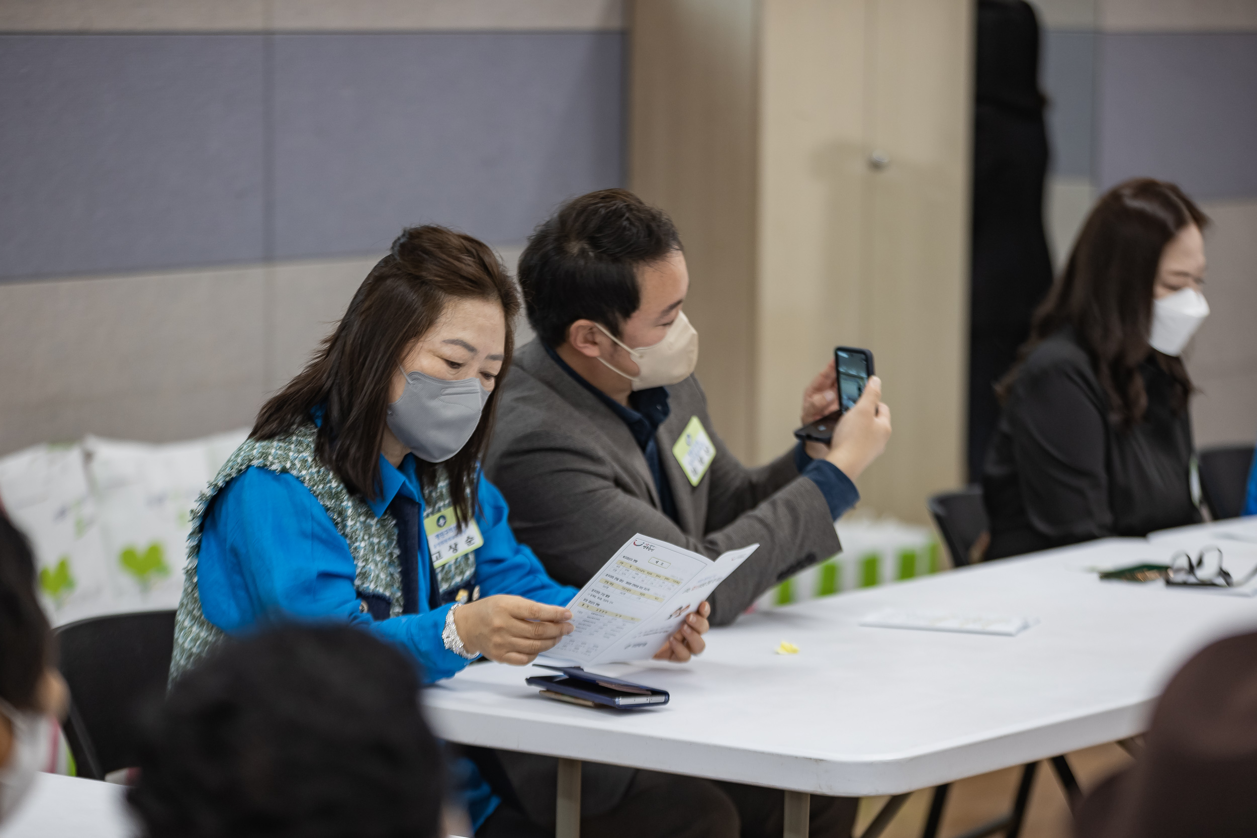 20221007-경로의달기념 찾아가는 효꾸러미 전달 및 표창장 수여식-자양1동 221007-3594_G_131840.jpg