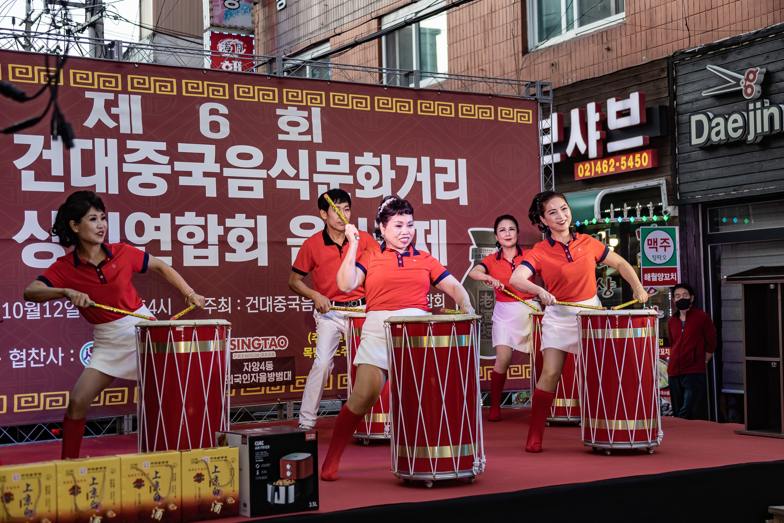 20221012-제6회 건대중극음식문화거리 상인연합회 음식축제 221012-0352_G_090155.jpg