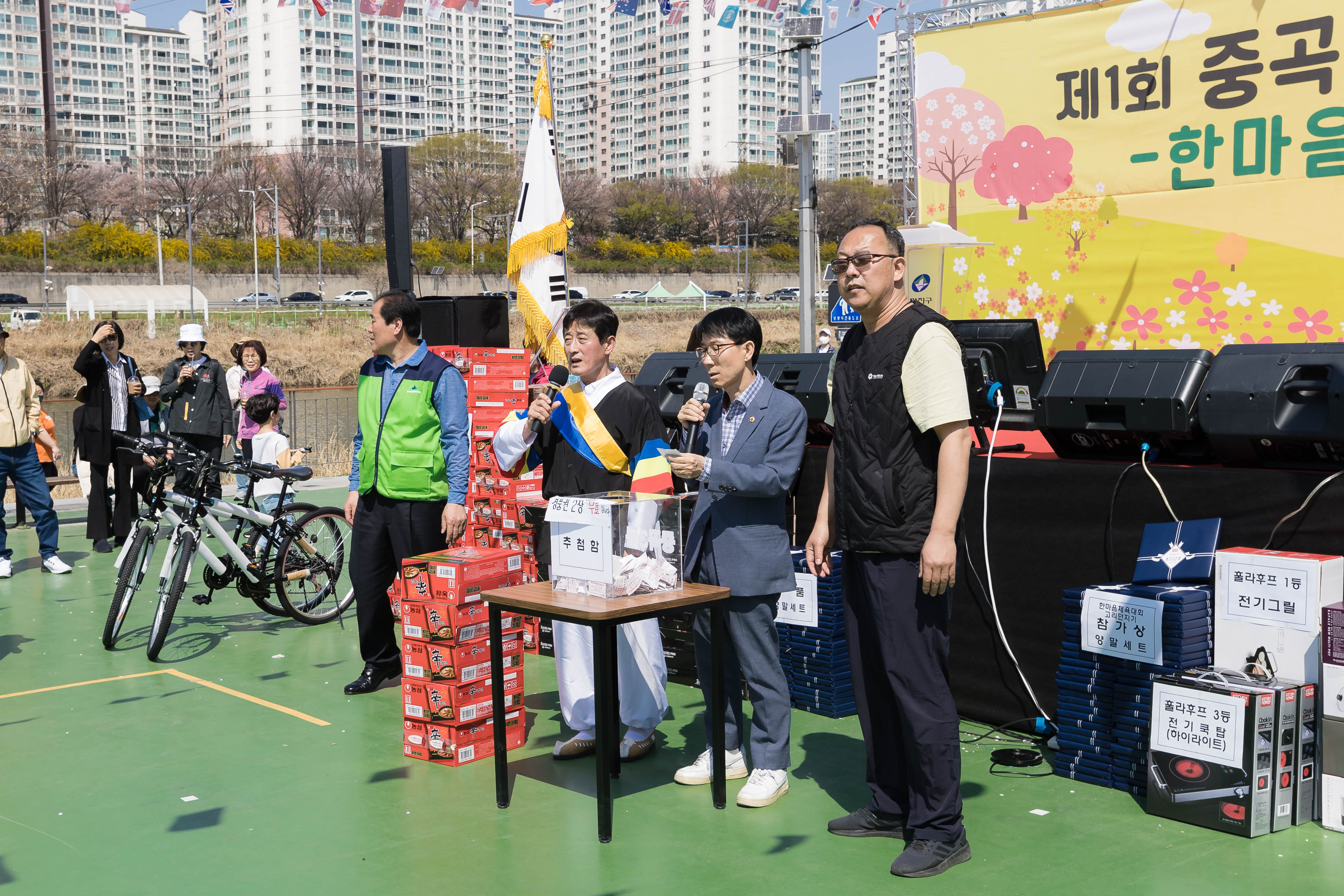 20230402-중곡3동 벚꽃 축제 230402-0651_G_173923.jpg