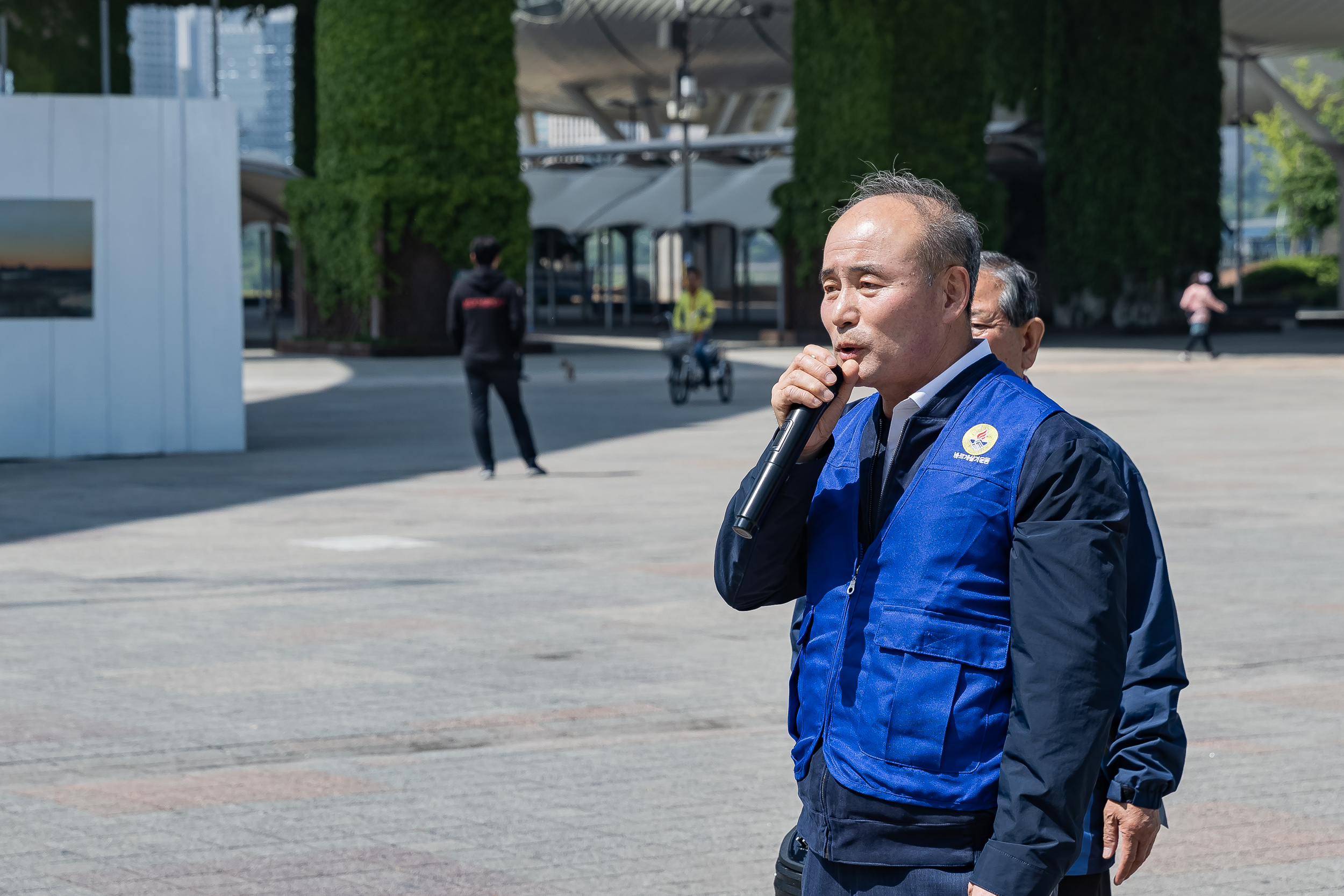 20230509-바르게살기운동 광진구협의회 국토대청결 운동 230509-0080_G_100040.jpg