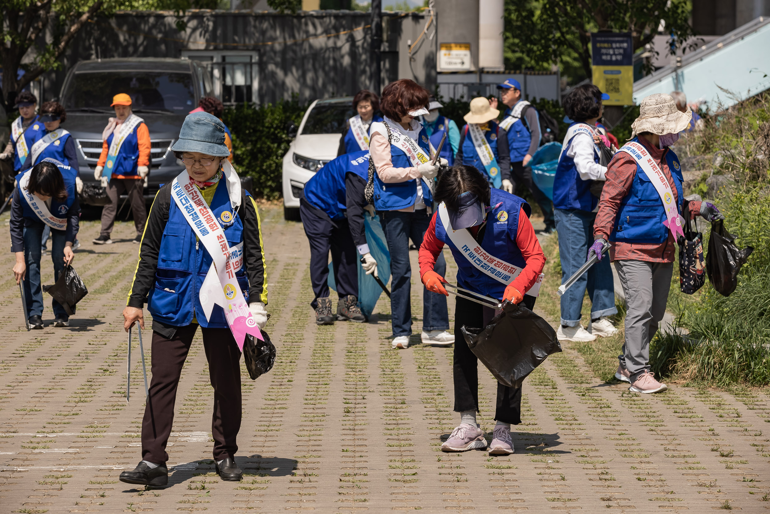 20230509-바르게살기운동 광진구협의회 국토대청결 운동 230509-0214_G_100043.jpg