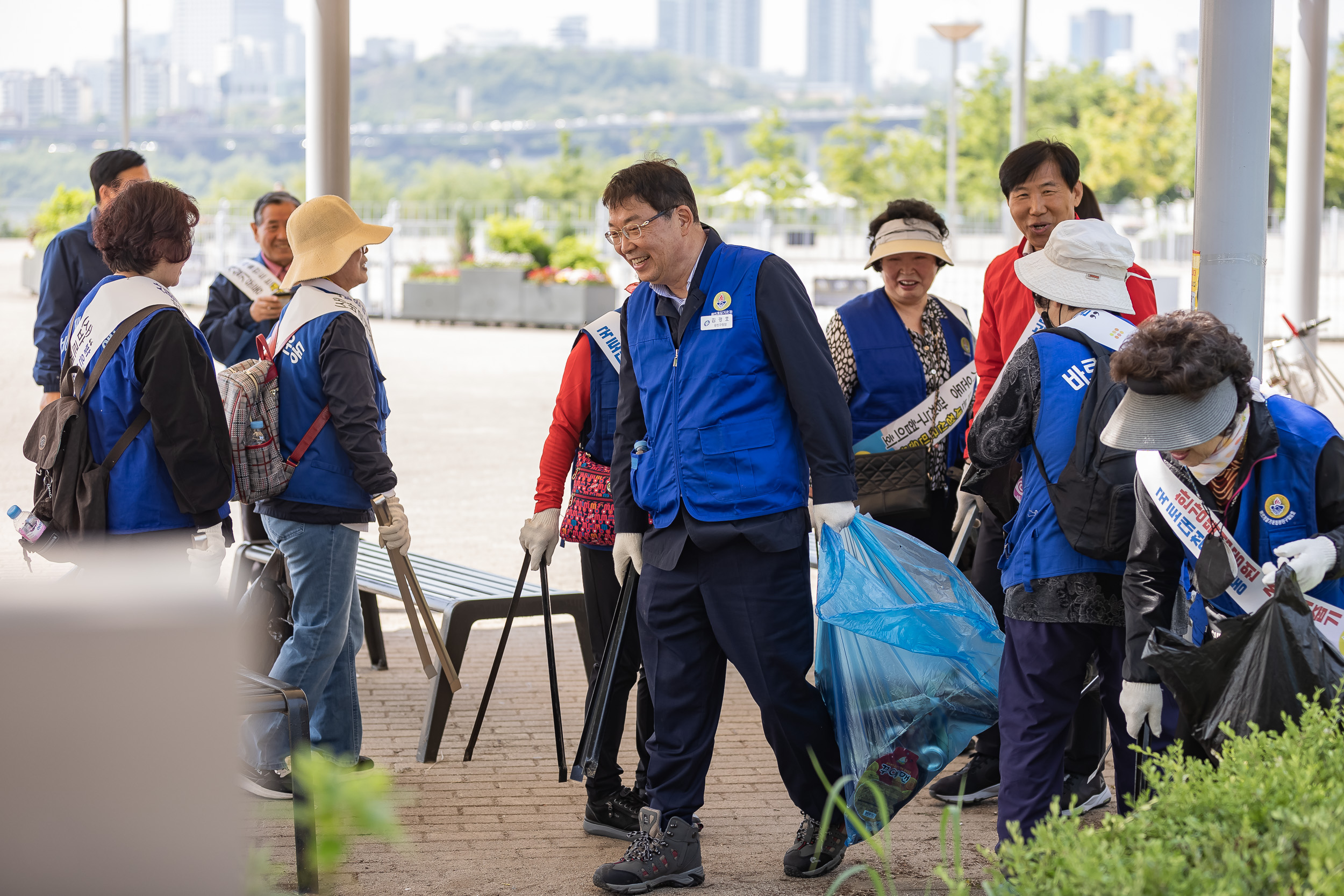 20230509-바르게살기운동 광진구협의회 국토대청결 운동 230509-0558_G_100049.jpg