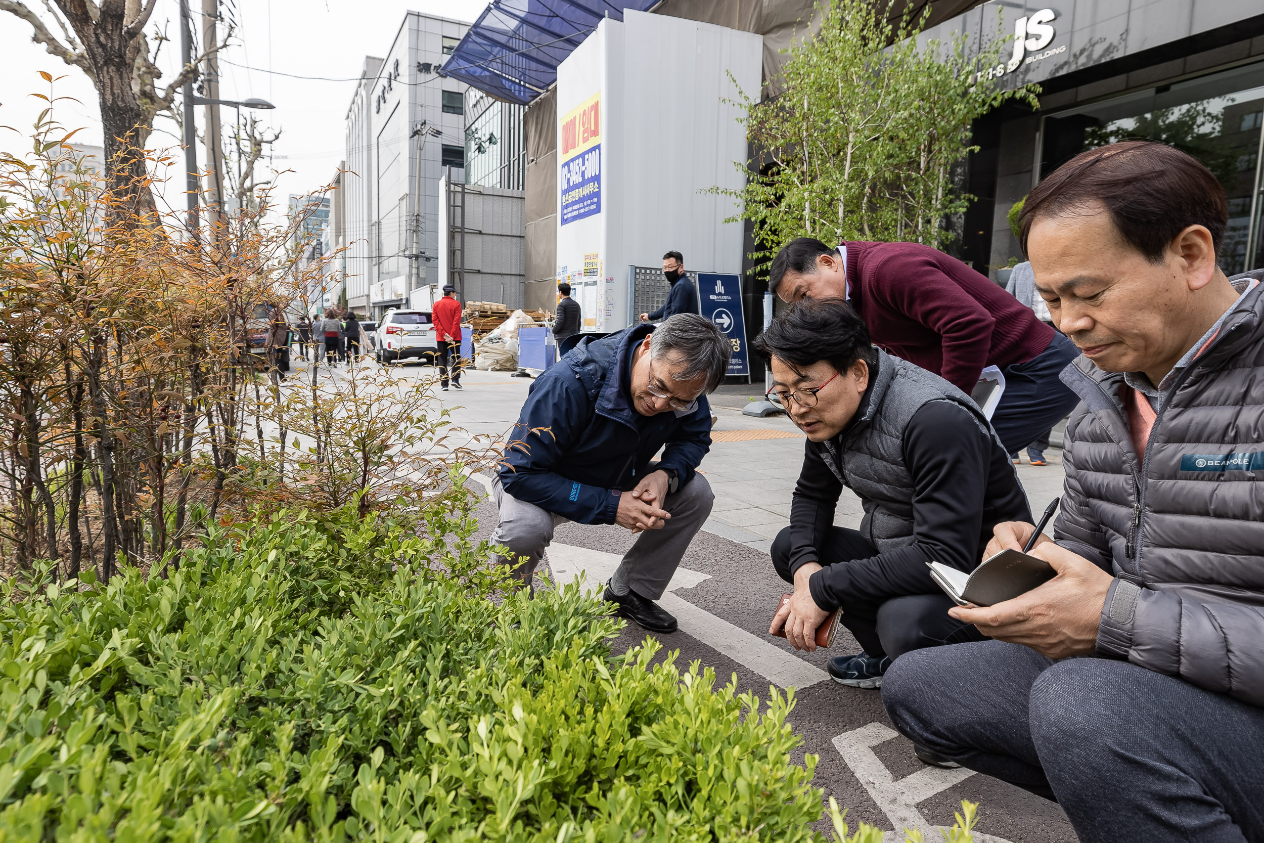 20230413-「아차산역 삼거리-군자교사거리」도시비우기 합동순찰 230413-0812_G_154043.jpg