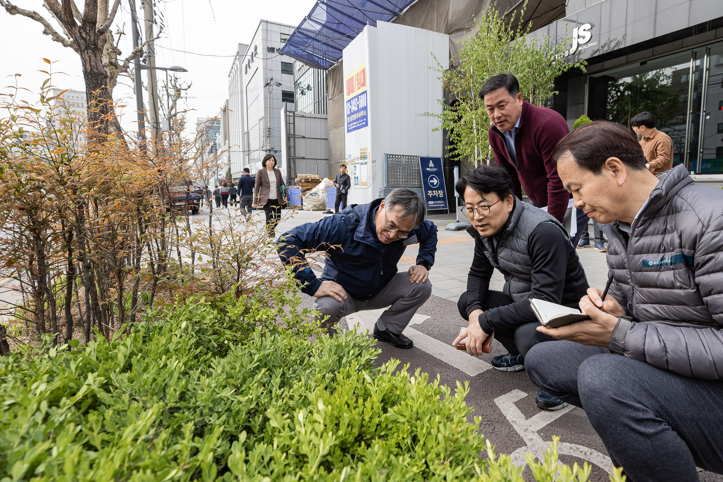 20230413-「아차산역 삼거리-군자교사거리」도시비우기 합동순찰 230413-0821_G_154044.jpg