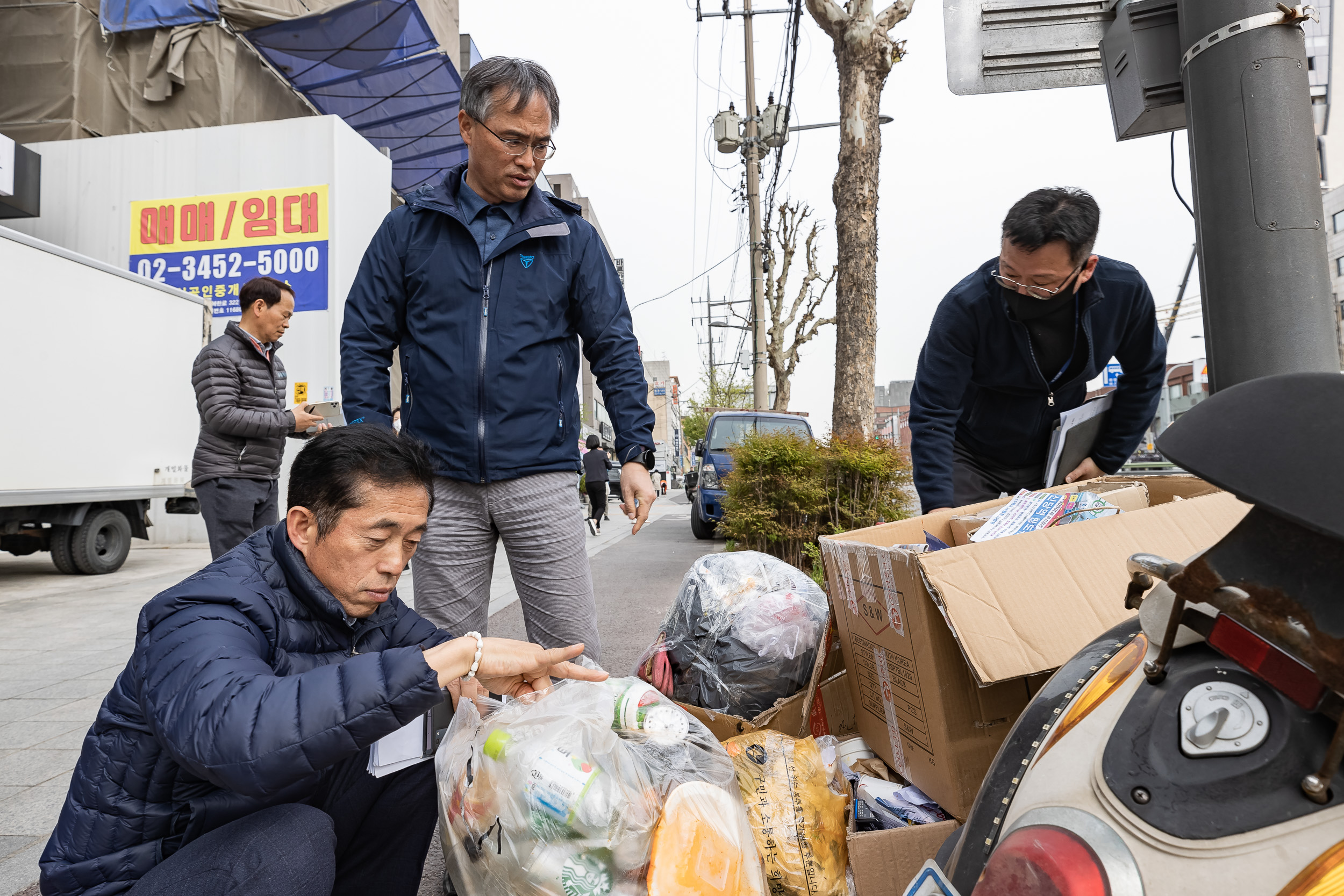 20230413-「아차산역 삼거리-군자교사거리」도시비우기 합동순찰 230413-0911_G_154044.jpg