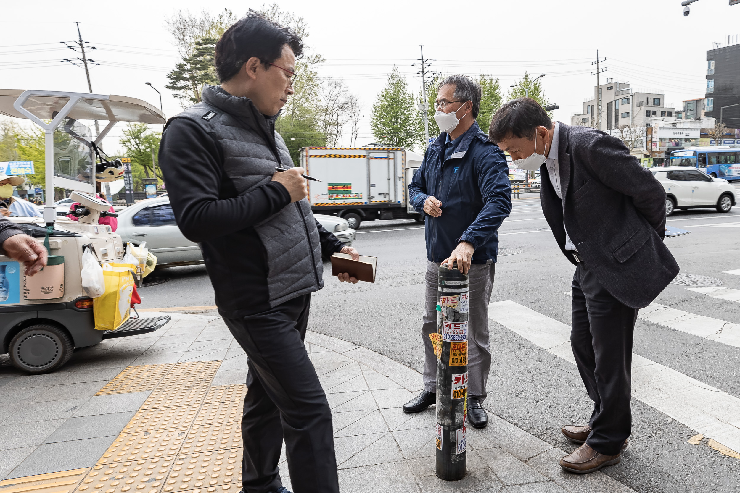 20230413-「아차산역 삼거리-군자교사거리」도시비우기 합동순찰 230413-0064_G_154041.jpg