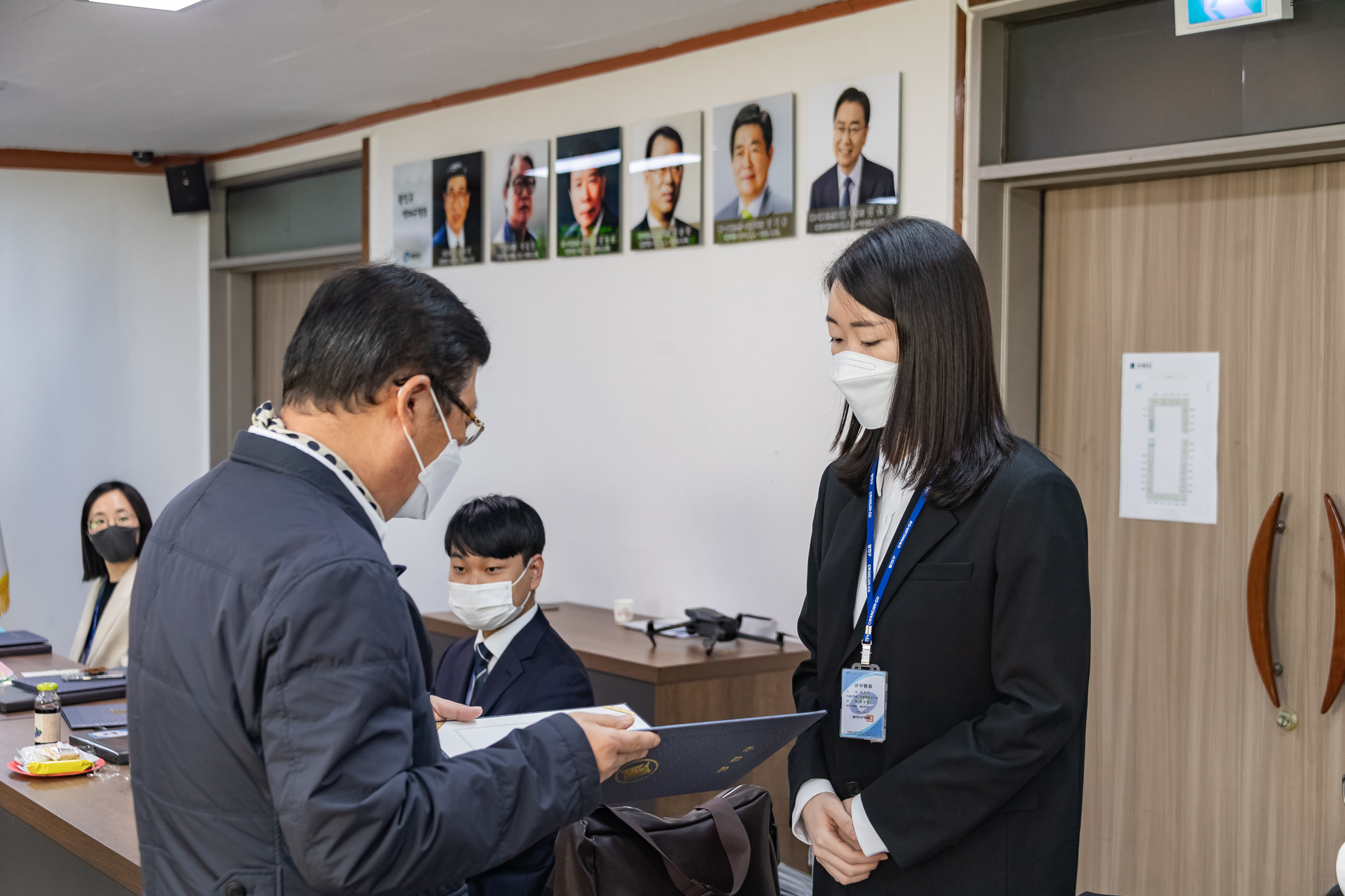 20221017-신규직원 임명장 수여식 및 소통간담회 221017-0087_G_175104.jpg