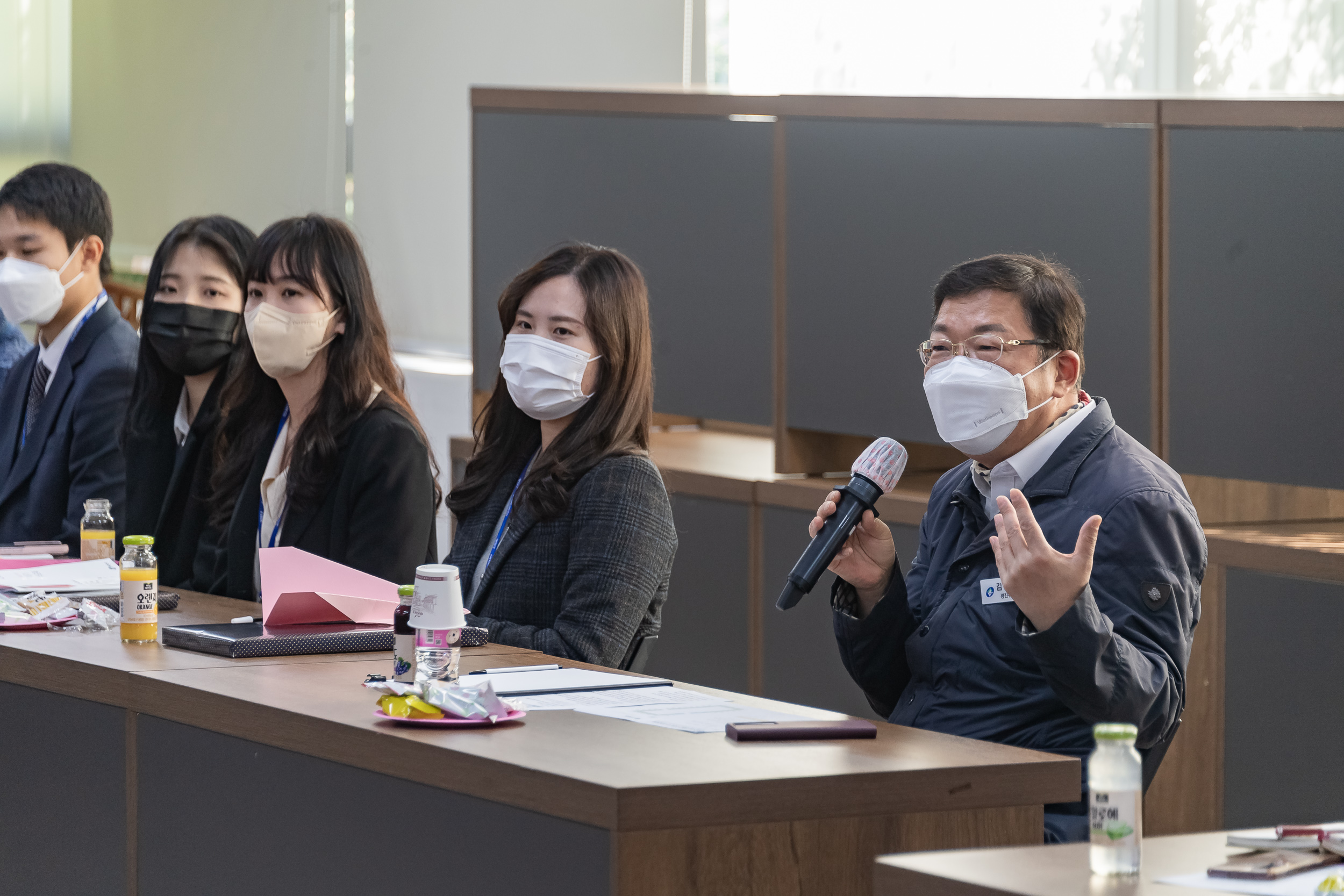 20221017-신규직원 임명장 수여식 및 소통간담회 221017-0121_G_175105.jpg