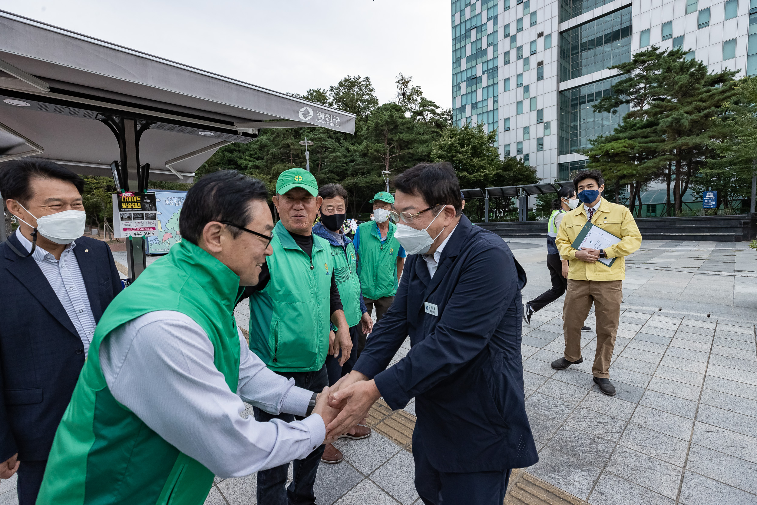 20220928-모기 퇴치 방역의 날 운영 - 광진구보건소, 새마을방역봉사단 220928-0208_G_095241.jpg