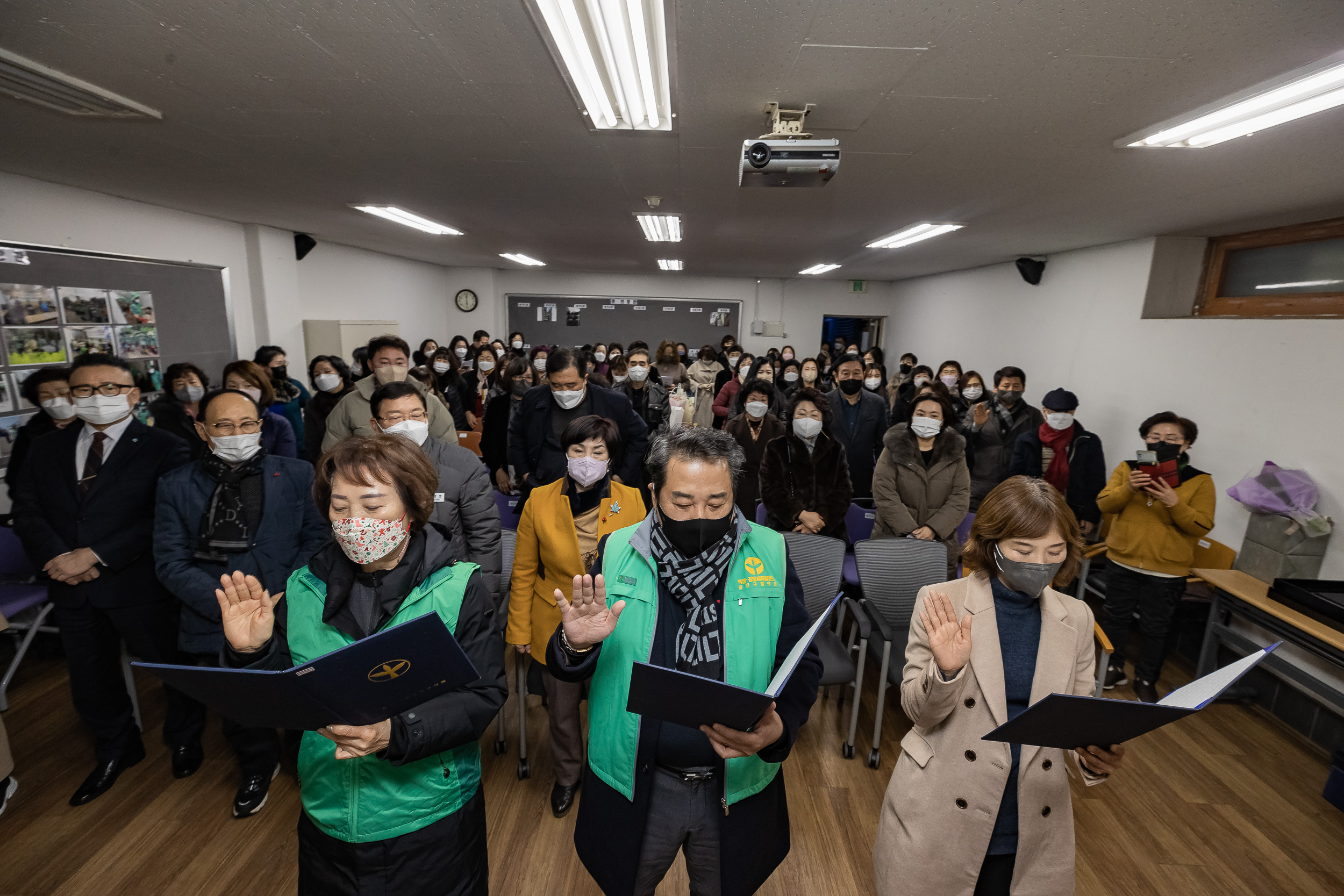 20221226-2022년 광진구 새마을지도자대회- 부녀회·직장공장·문고 -  221226-0853_G_201742.jpg