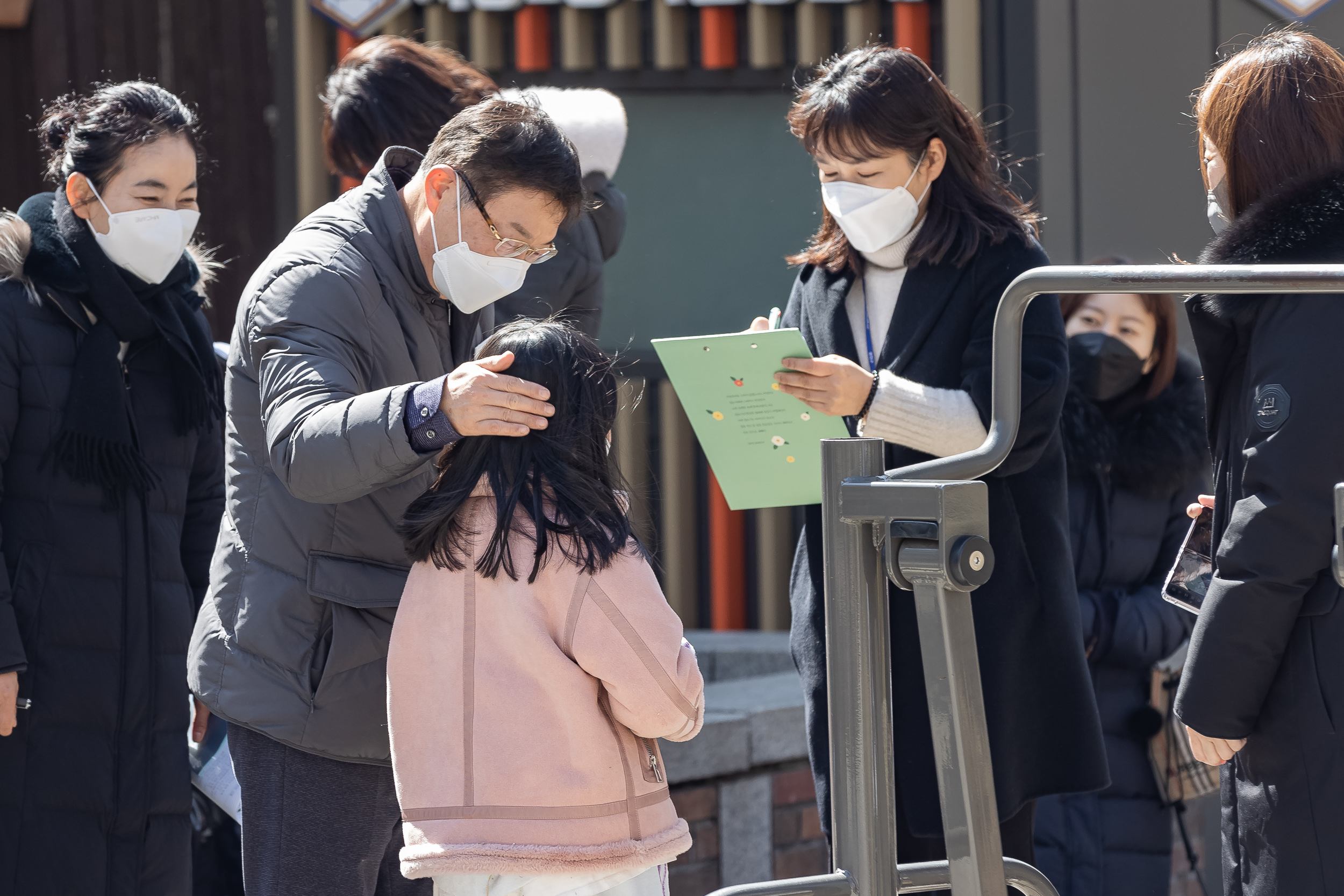 20230313-학교앞 소통 나들이-무엇이든 말해 주세요! 230313-0523_G_135829.jpg