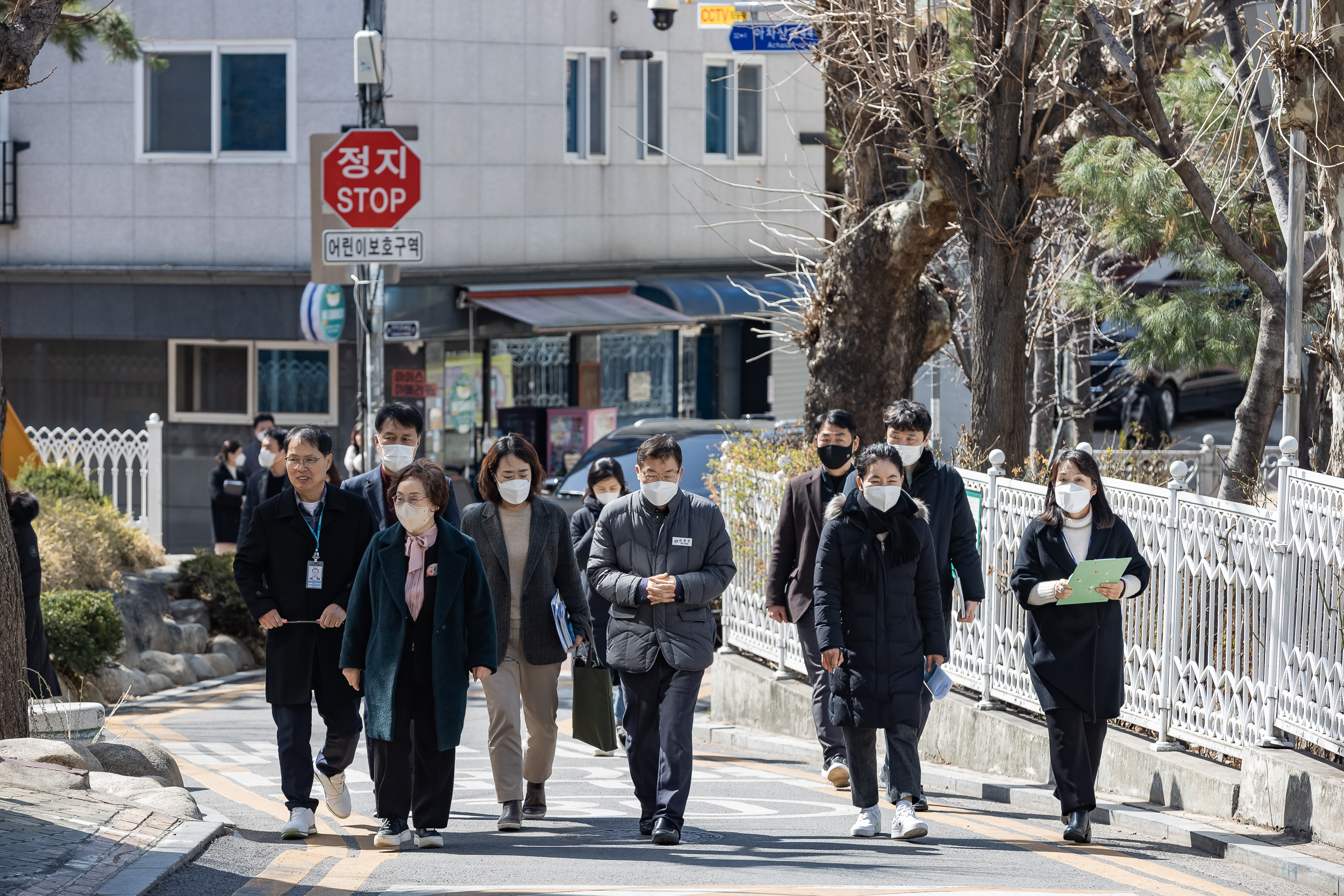 20230313-학교앞 소통 나들이-무엇이든 말해 주세요! 230313-0681_G_135830.jpg