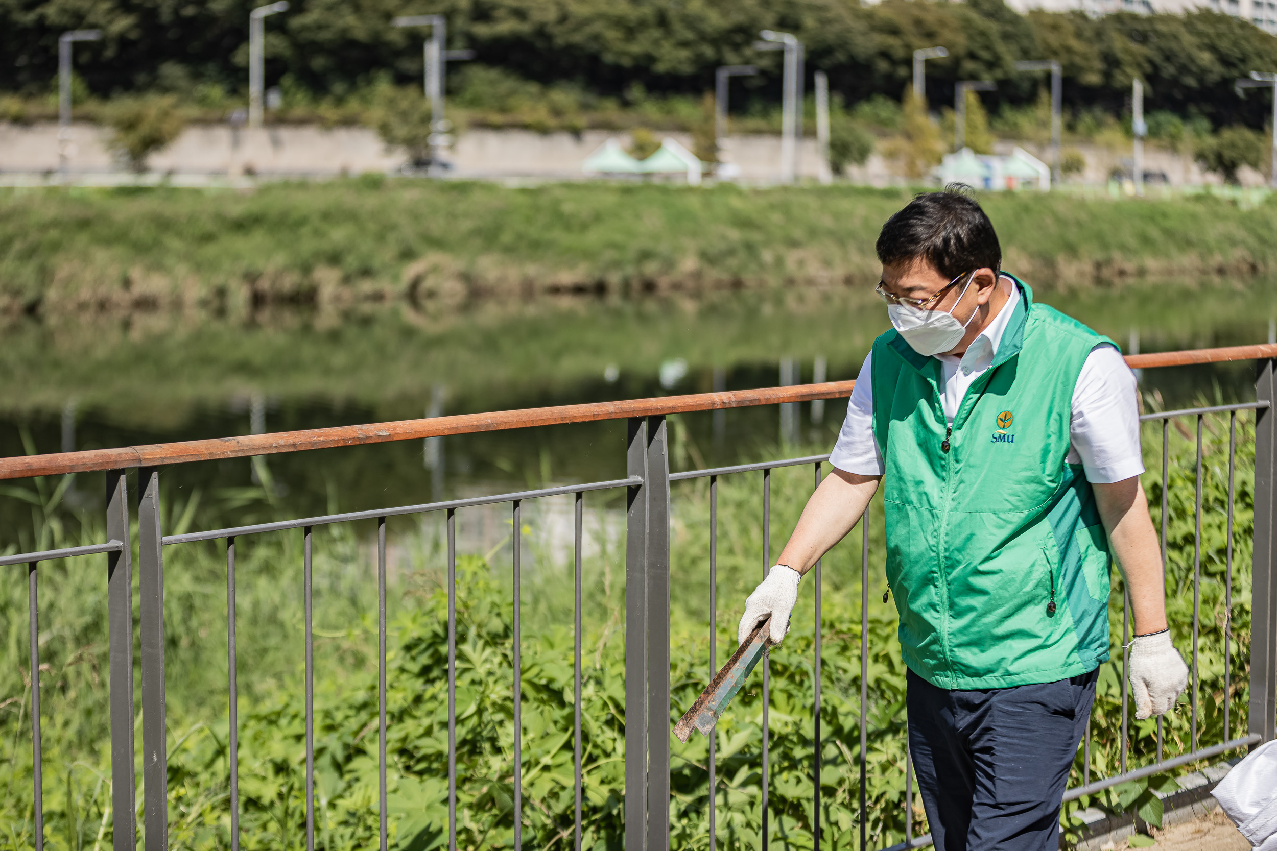 20220927-생명운동실천 중랑천 환경정화활동 - 광진구새마을회 220927-0911-1_G_094817.jpg