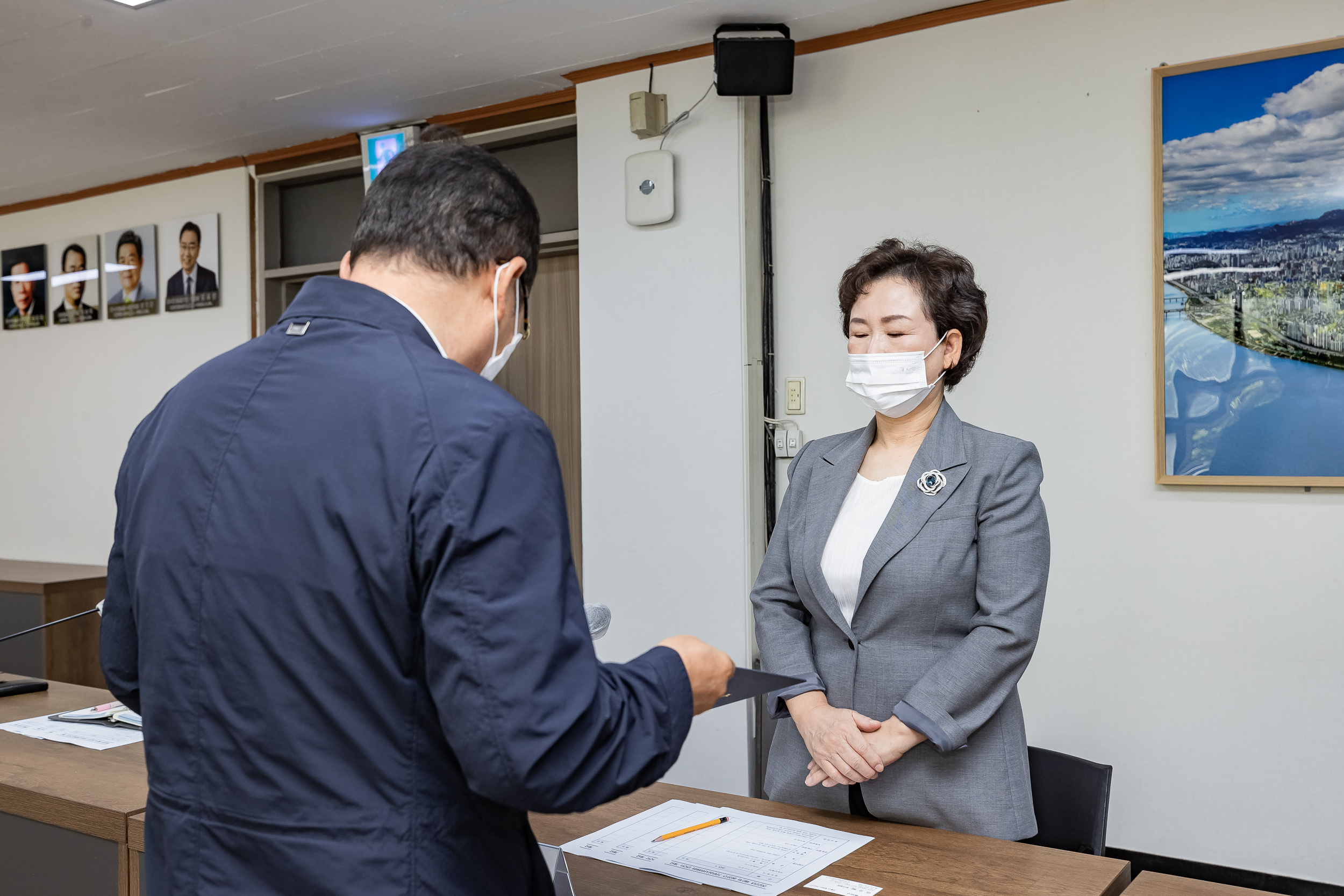 20220927-2022년 광진구 제2차 기부심사위원회 개최 및 신규위원 위촉식 220927-0028_G_094639.jpg