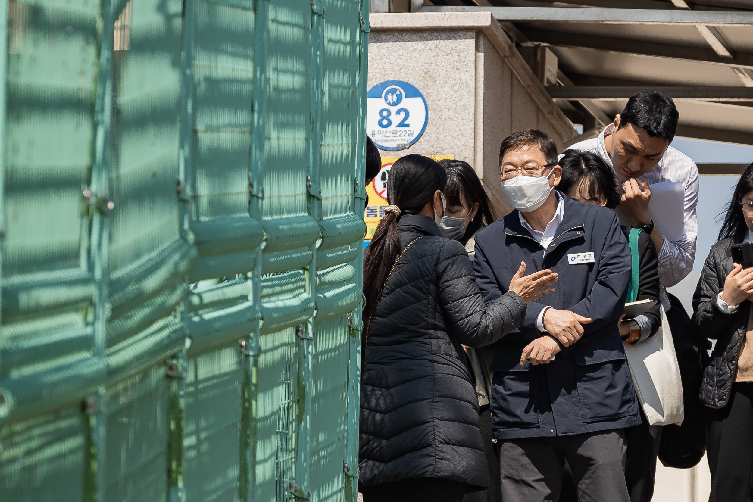 20230327-학교 앞 소통 나들이-용곡초등학교 230327-0407_G_220236.jpg