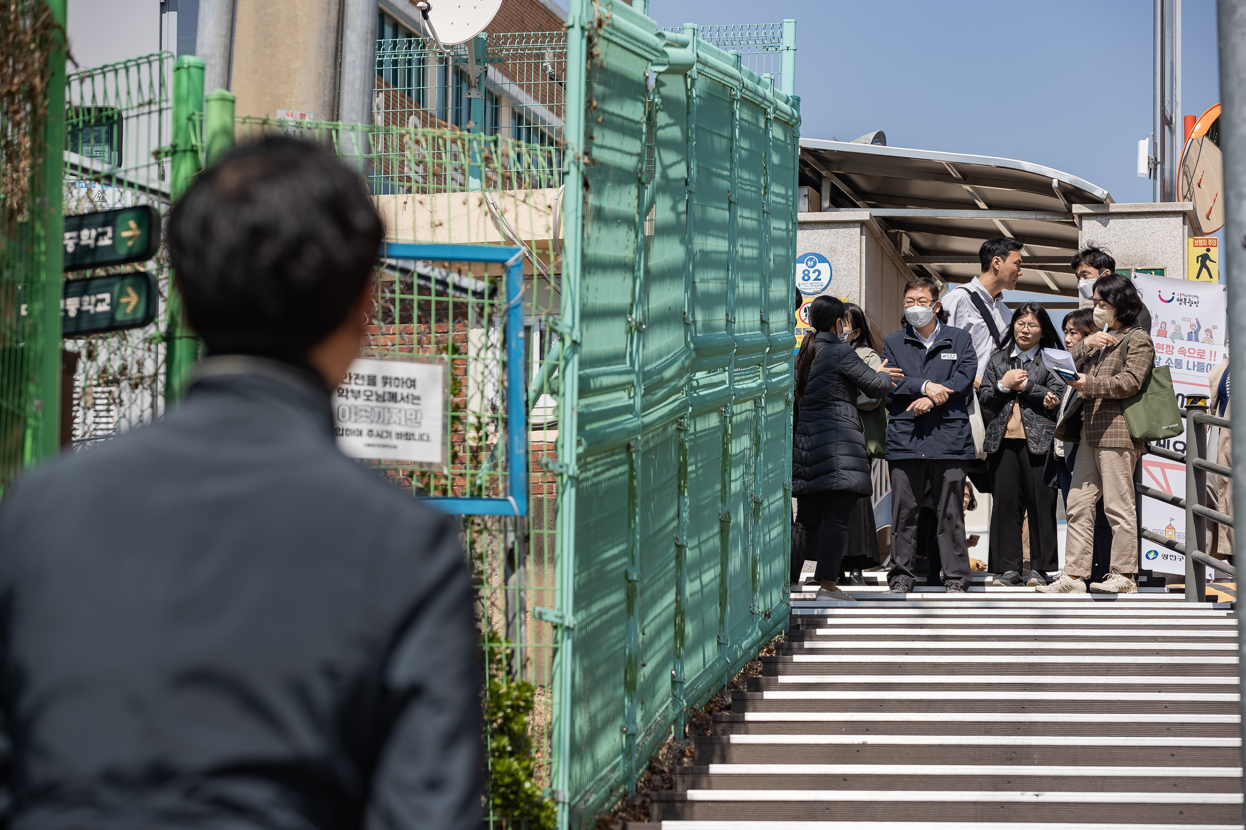 20230327-학교 앞 소통 나들이-용곡초등학교 230327-0411_G_220237.jpg