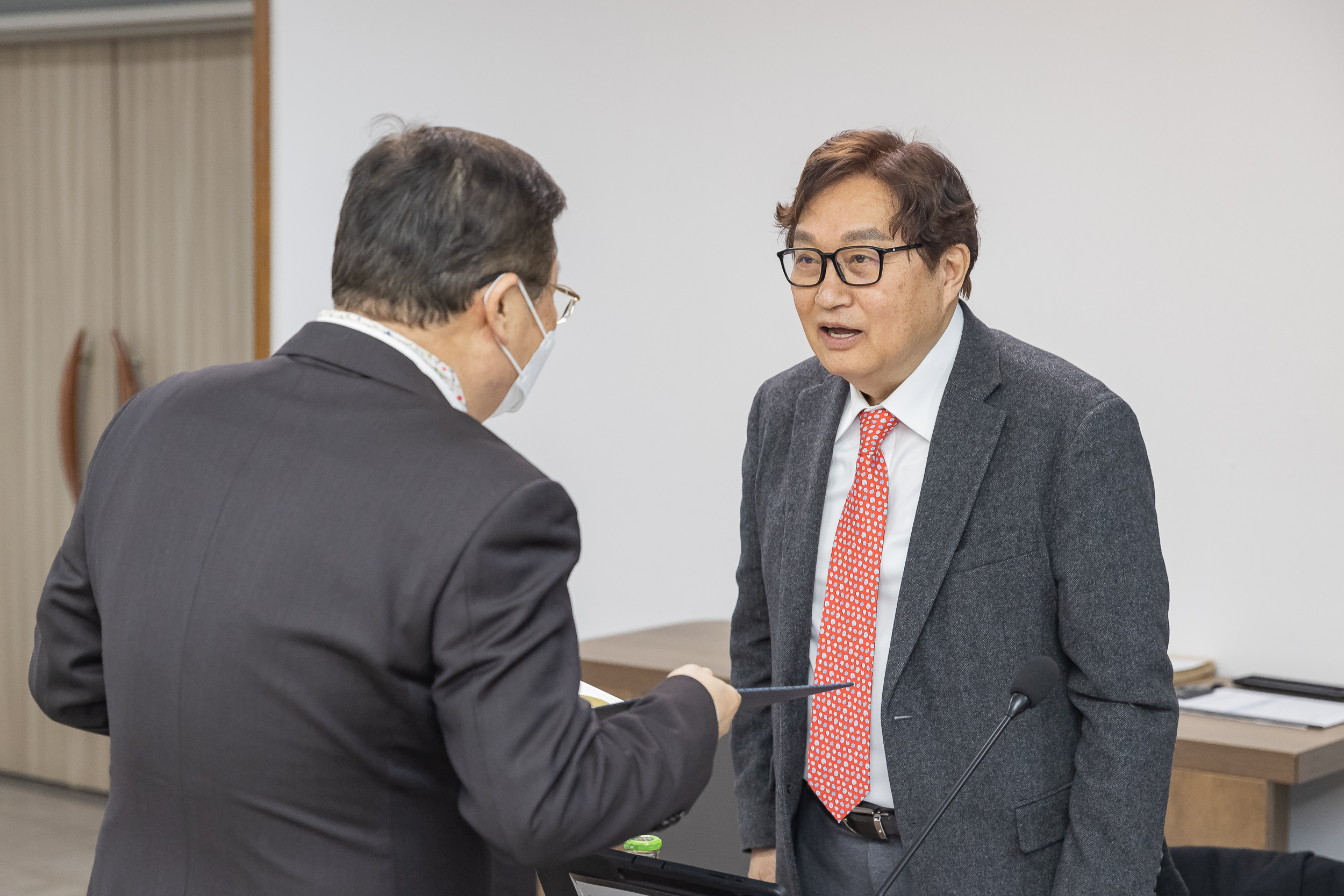 20250226-광진구 2050 탄소중립녹색성장위원회 위촉식 및 회의 개최 20250226-10836_L_204122.jpg