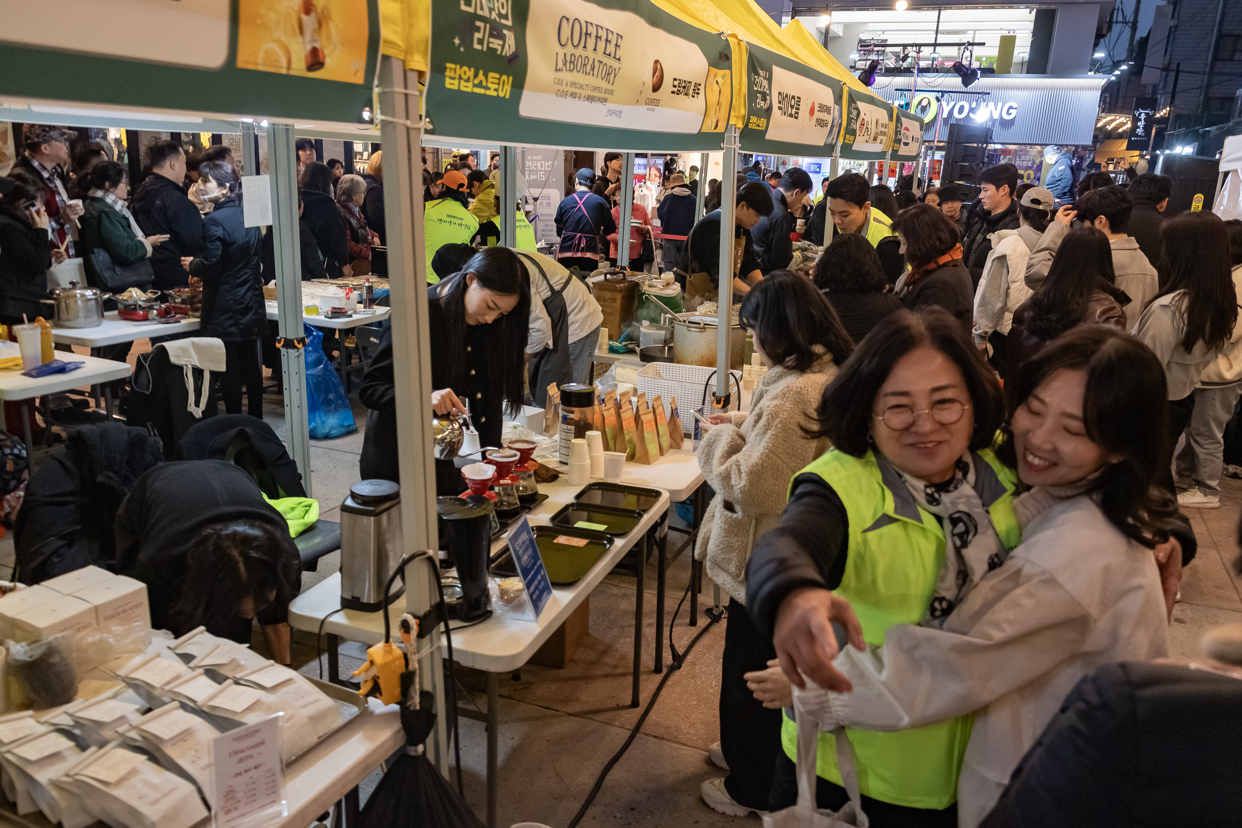 20241107-제15회 건대맛의거리 축제 20241107_7447_G_185308.jpg