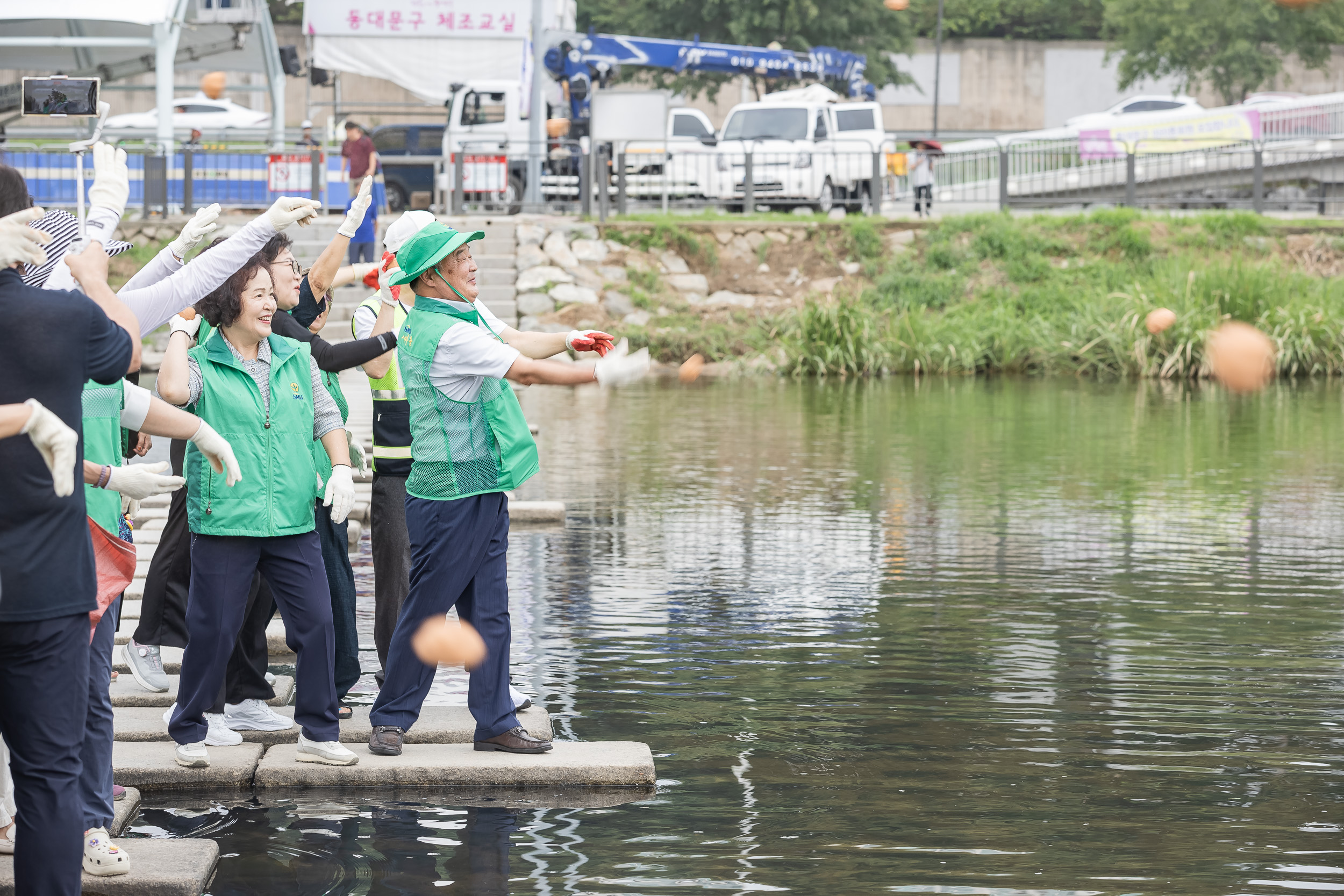 20240826-광진구새마을회 생명운동실천 중랑천변 환경정화활동 240826-0365_G_205825.jpg