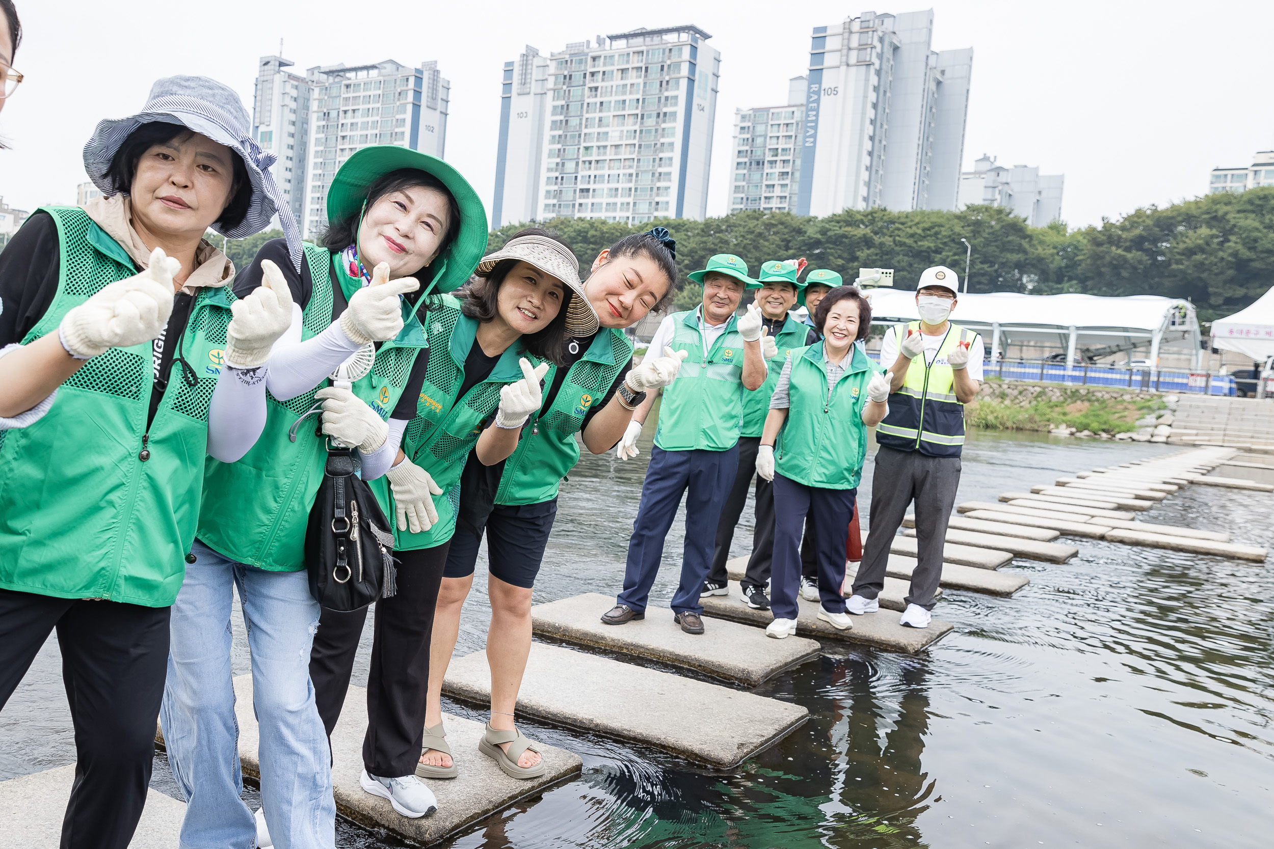 20240826-광진구새마을회 생명운동실천 중랑천변 환경정화활동 240826-0516_G_205828.jpg