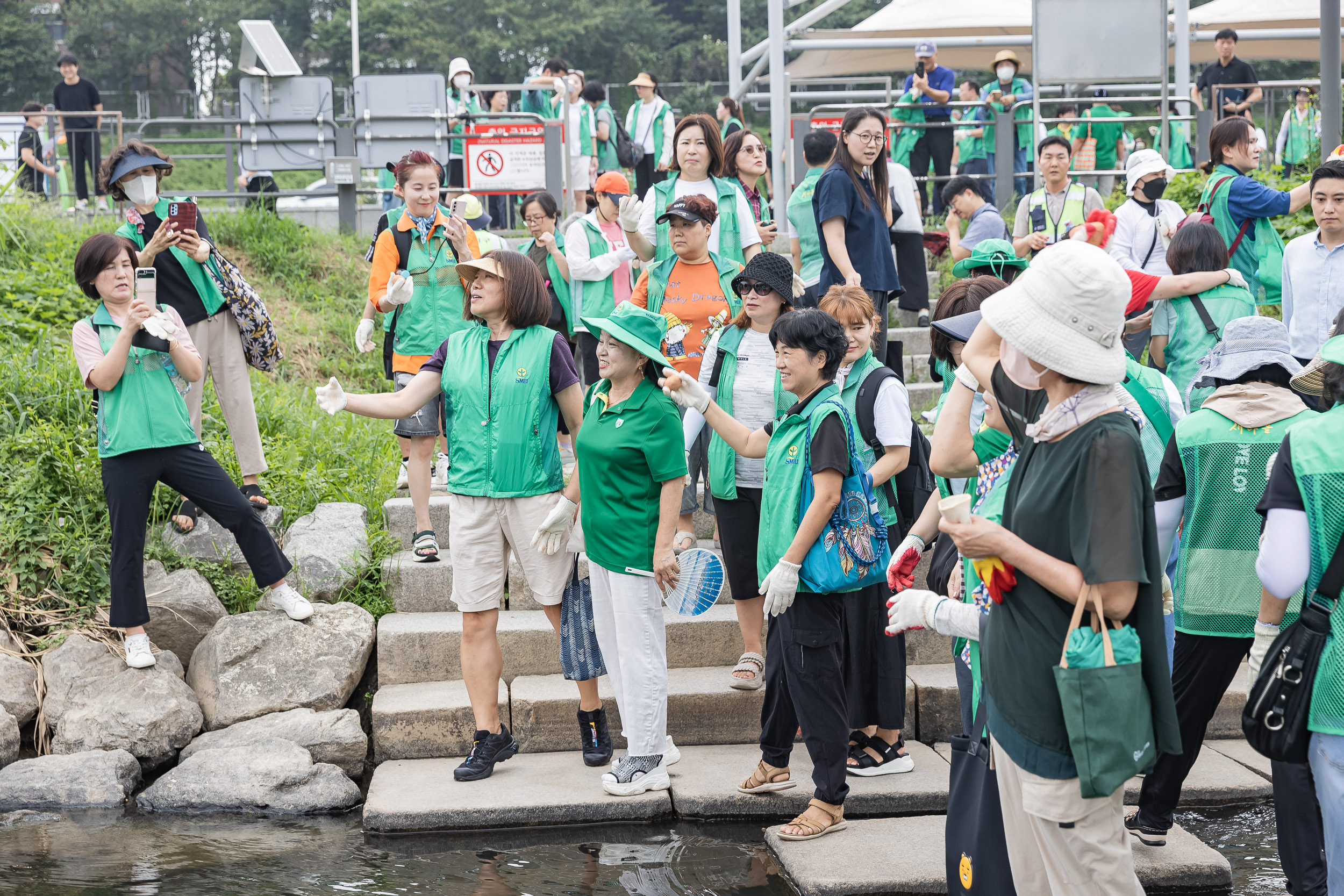 20240826-광진구새마을회 생명운동실천 중랑천변 환경정화활동 240826-0539_G_205828.jpg