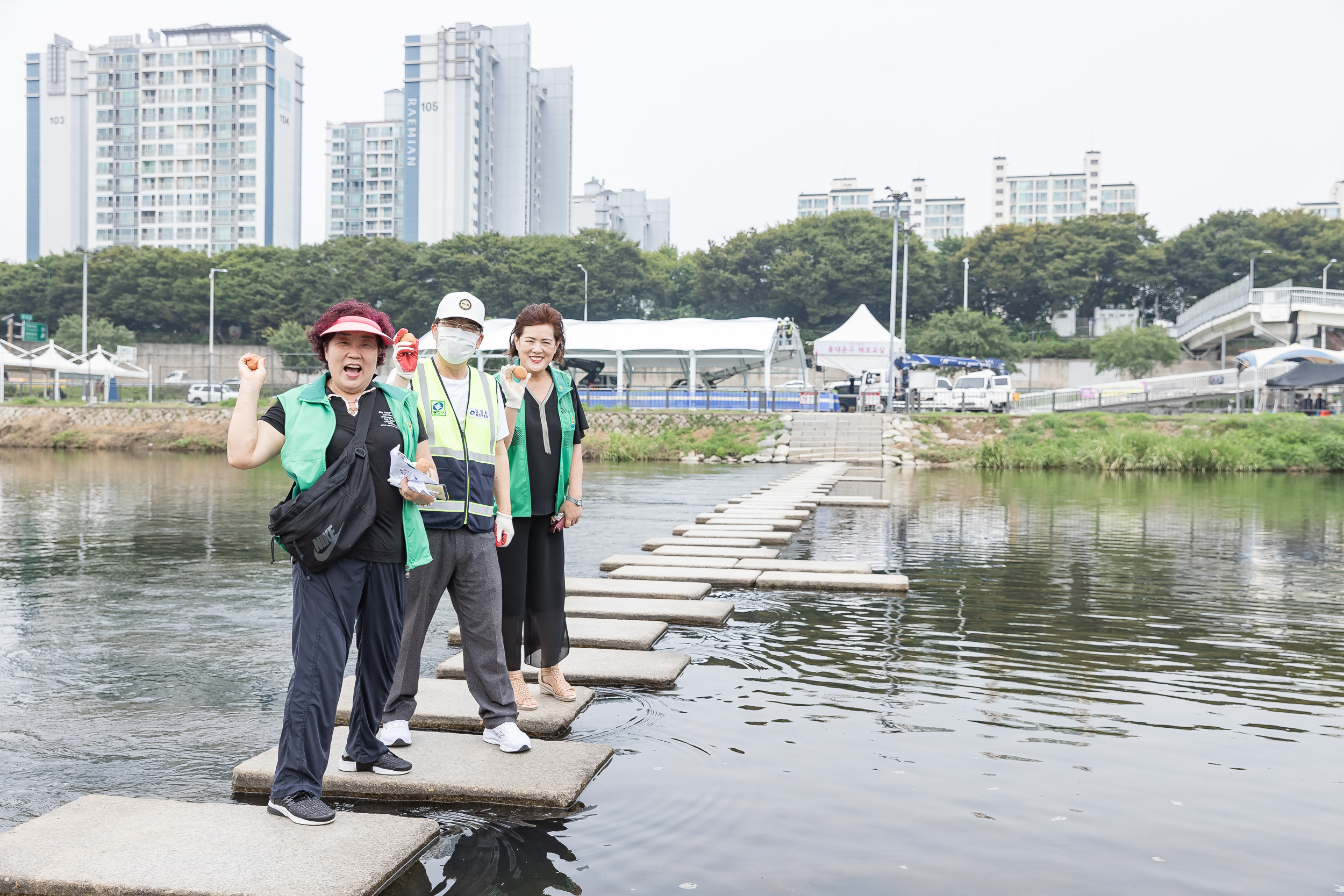 20240826-광진구새마을회 생명운동실천 중랑천변 환경정화활동 240826-0554_G_205828.jpg