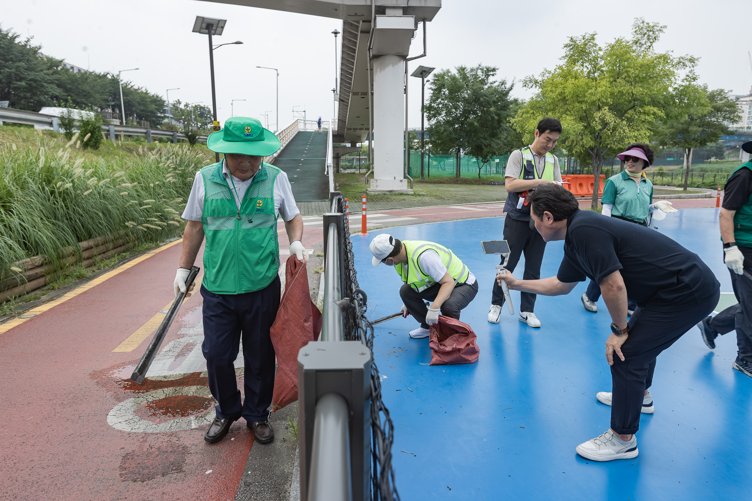 20240826-광진구새마을회 생명운동실천 중랑천변 환경정화활동 240826-0712_G_205831.jpg