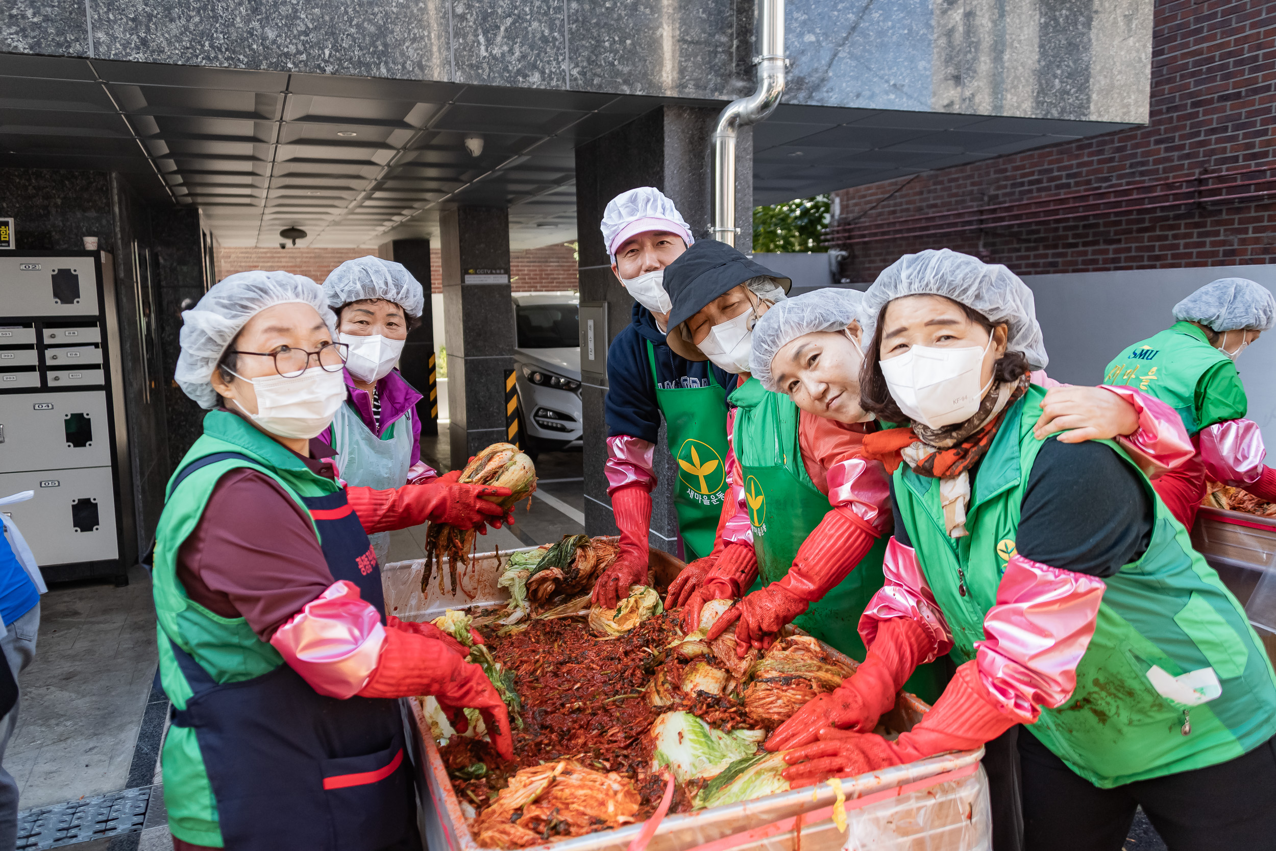 20241113-광진구 따뜻한 겨울나기 '사랑의 김장 담가드리기' 20241113_2320_G_162223.jpg