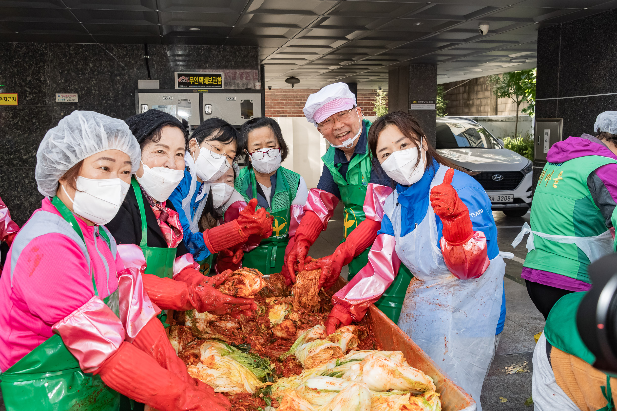 20241113-광진구 따뜻한 겨울나기 '사랑의 김장 담가드리기' 20241113_2656_G_162230.jpg