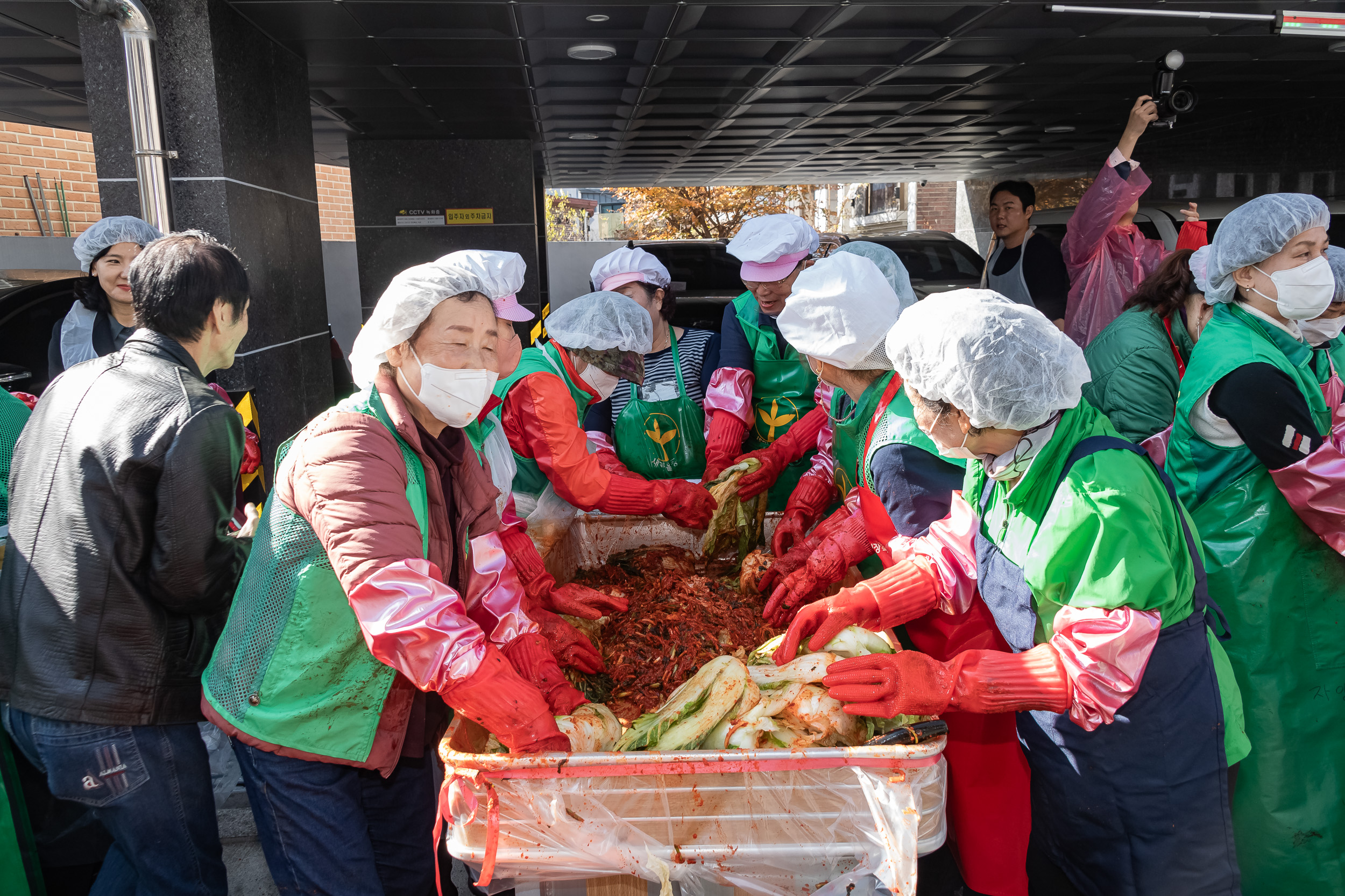 20241113-광진구 따뜻한 겨울나기 '사랑의 김장 담가드리기' 20241113_2791_G_162235.jpg