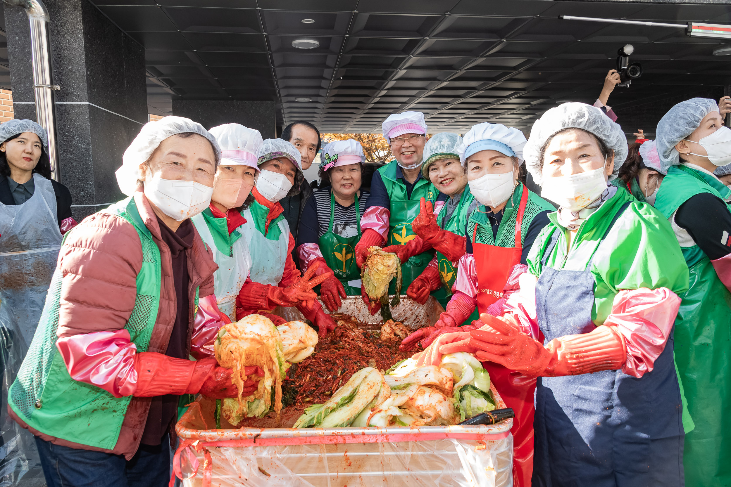 20241113-광진구 따뜻한 겨울나기 '사랑의 김장 담가드리기' 20241113_2803_G_162235.jpg