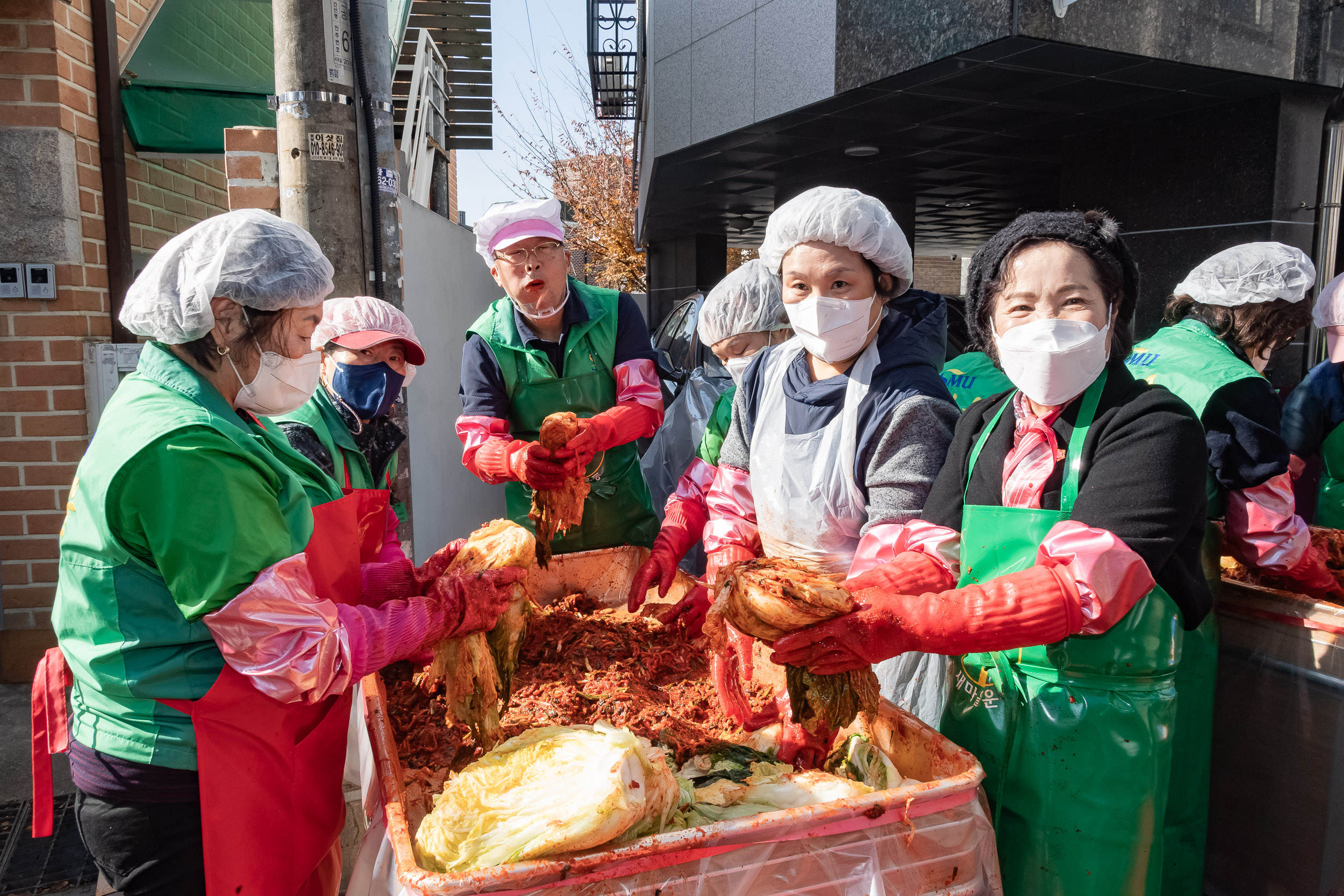 20241113-광진구 따뜻한 겨울나기 '사랑의 김장 담가드리기' 20241113_2902_G_162238.jpg