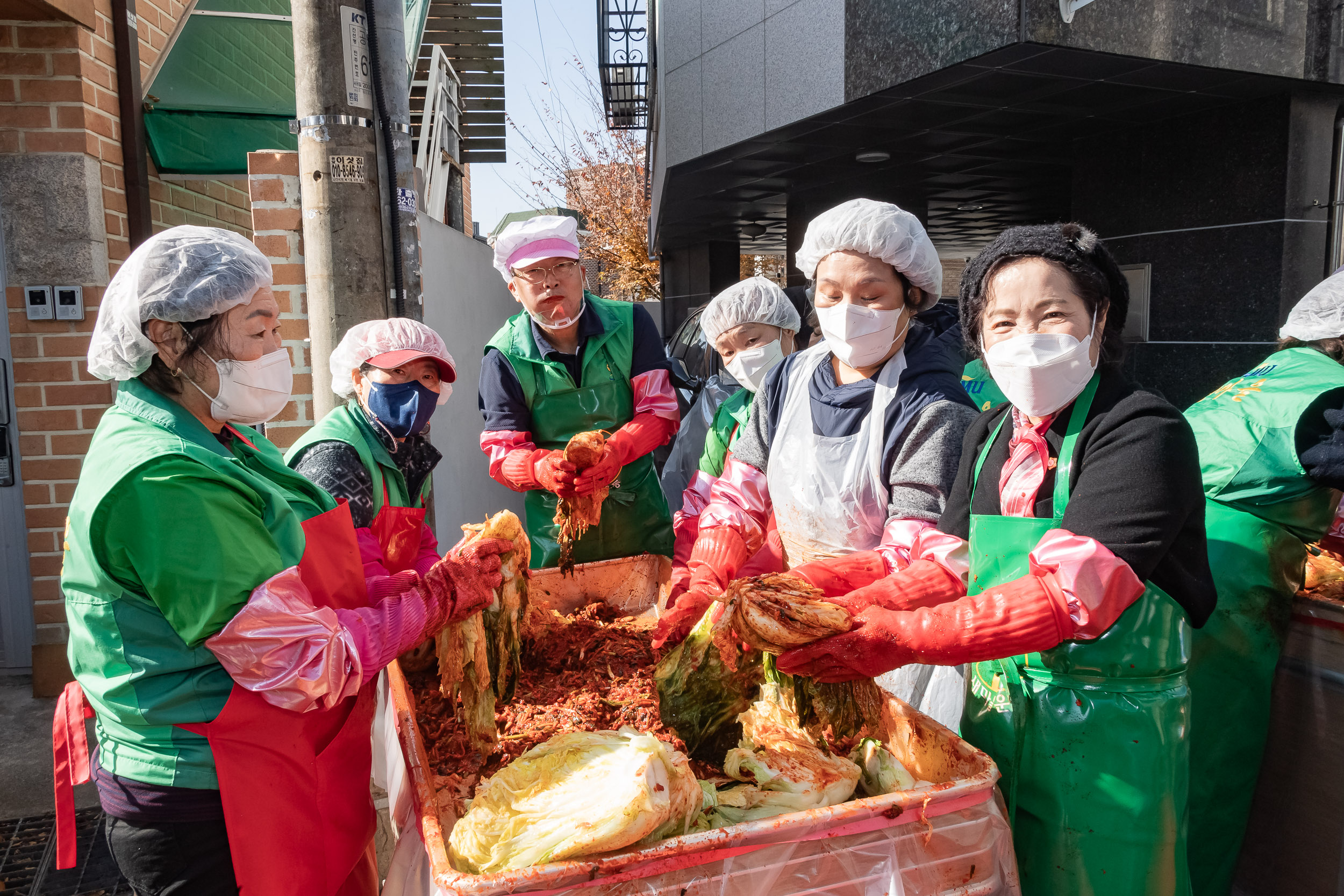 20241113-광진구 따뜻한 겨울나기 '사랑의 김장 담가드리기' 20241113_2914_G_162238.jpg