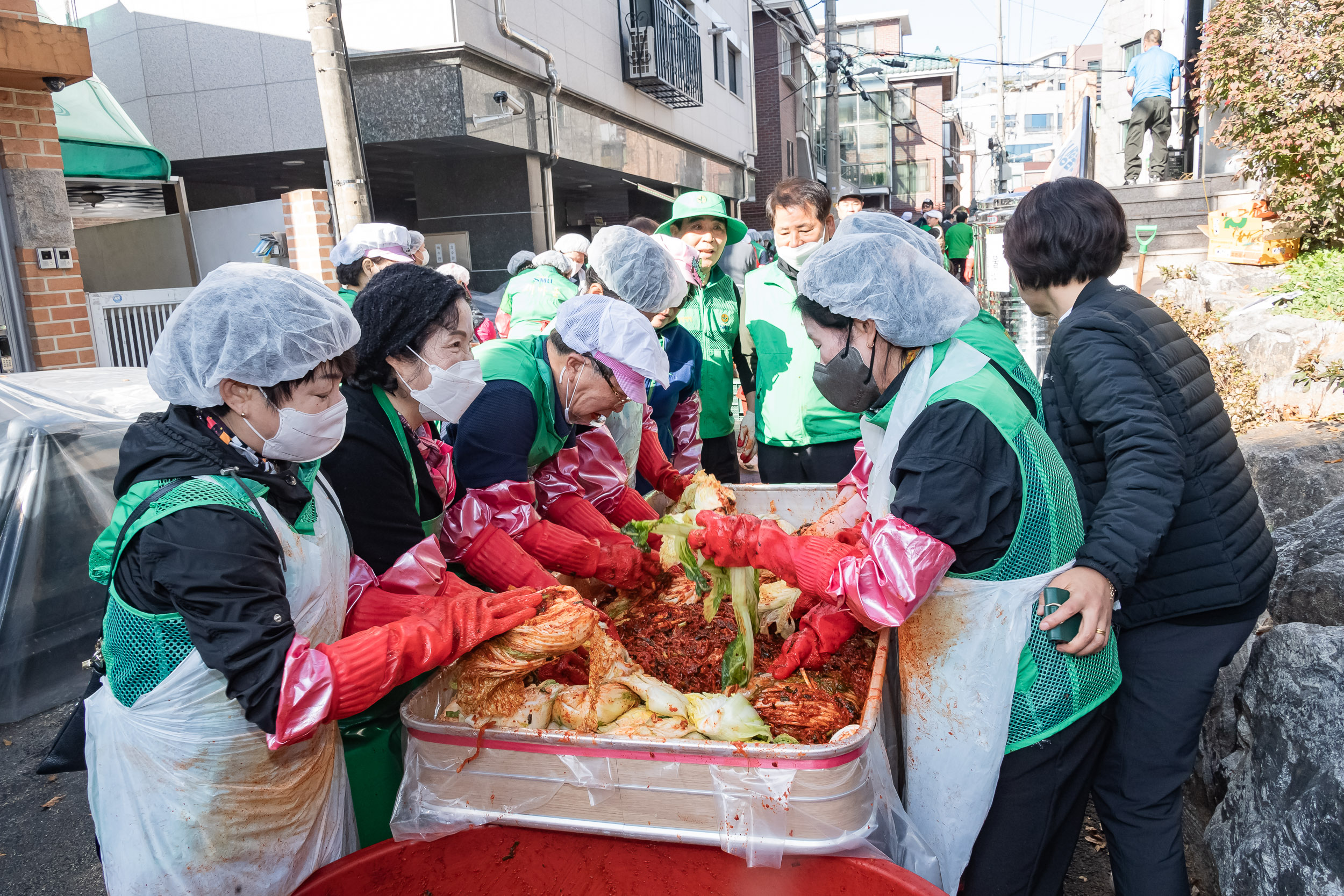 20241113-광진구 따뜻한 겨울나기 '사랑의 김장 담가드리기' 20241113_2920_G_162238.jpg