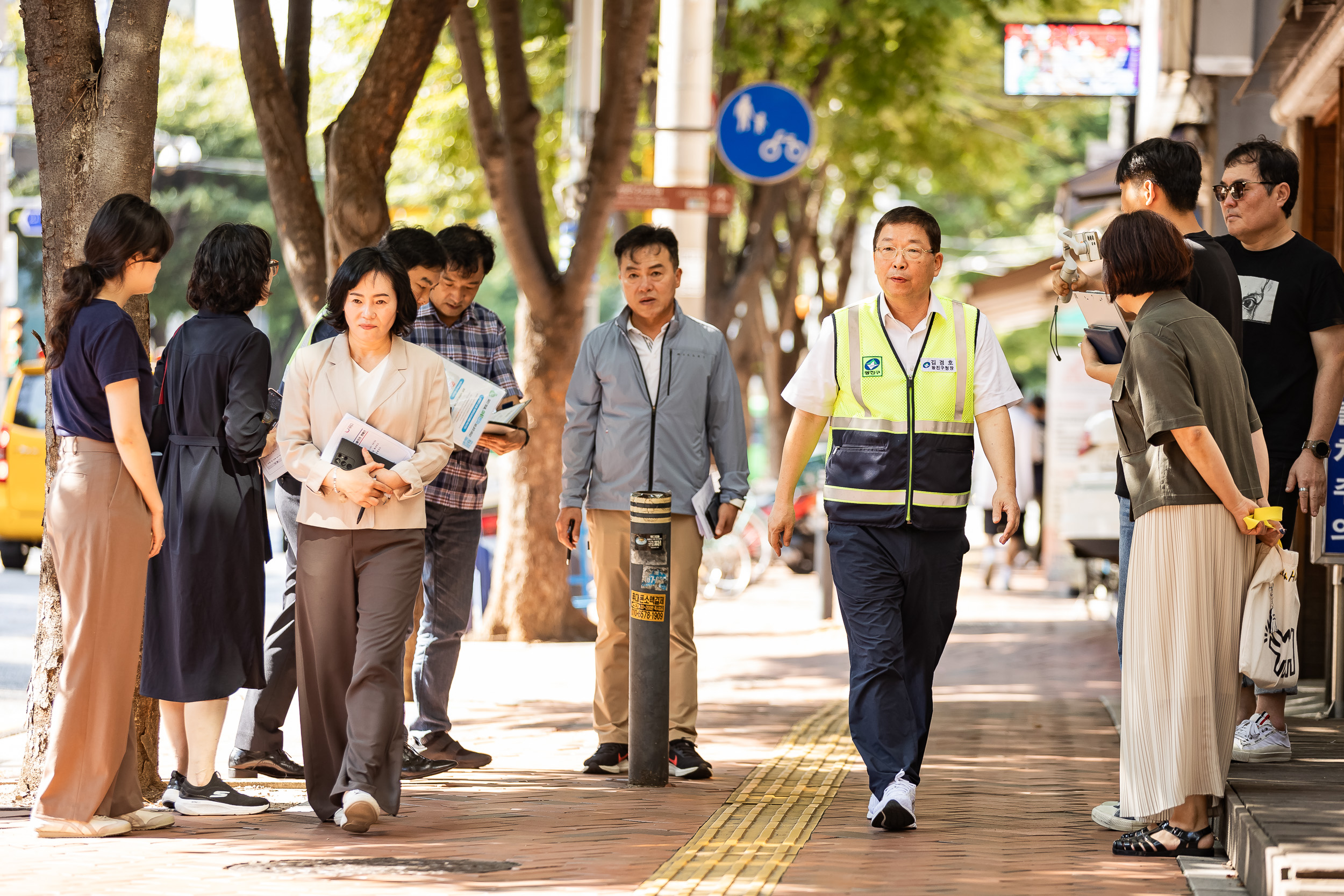 20240904-자양복개천길 보행환경개선사업, 신자초등학교 인근 차로재구획 현장 방문 240904-1375_G_112137.jpg