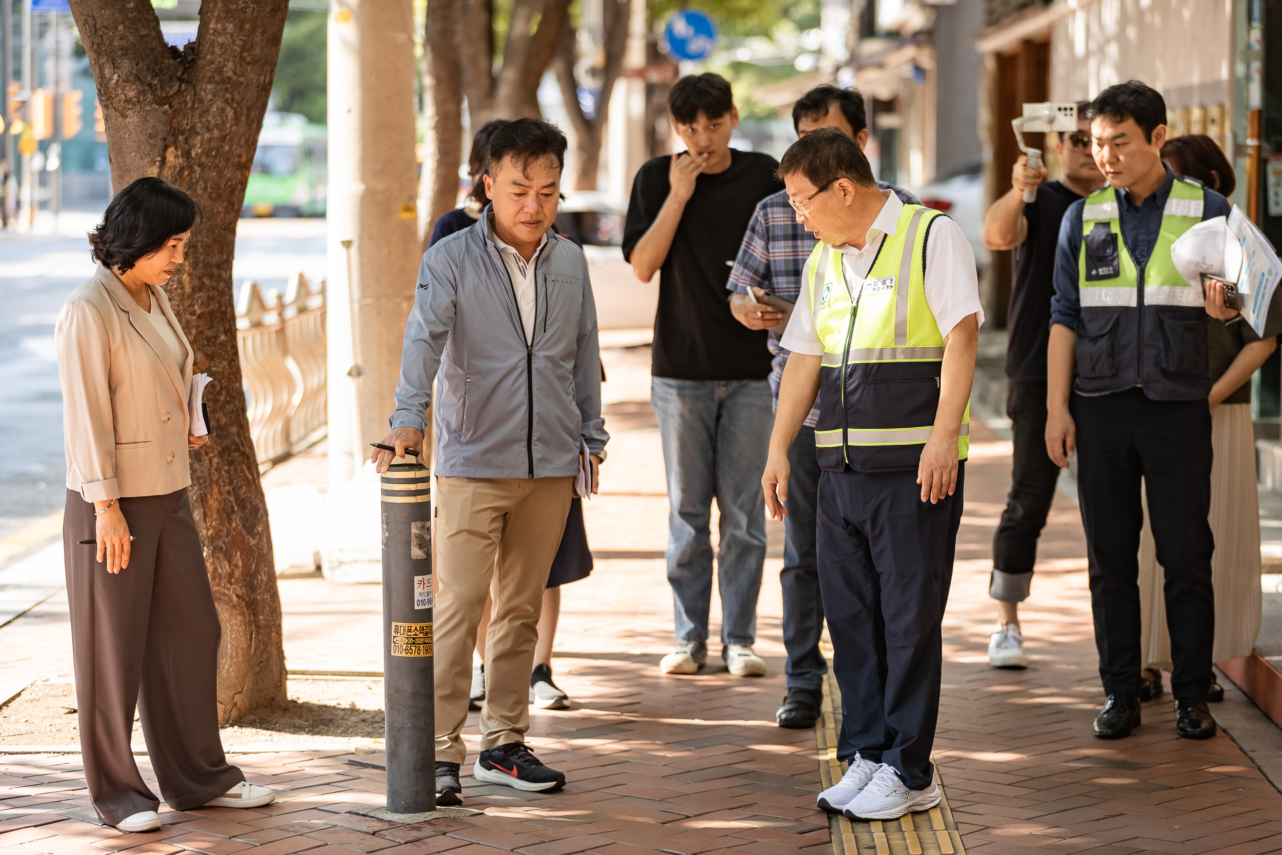 20240904-자양복개천길 보행환경개선사업, 신자초등학교 인근 차로재구획 현장 방문 240904-1397_G_112137.jpg