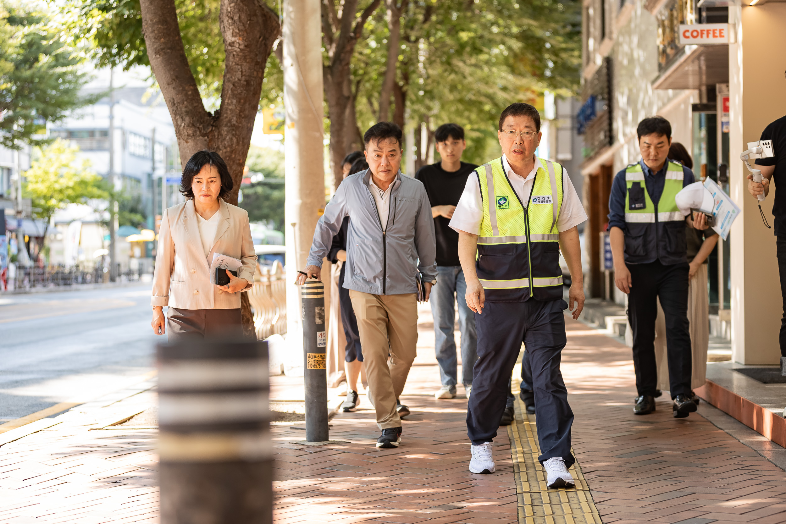 20240904-자양복개천길 보행환경개선사업, 신자초등학교 인근 차로재구획 현장 방문 240904-1400_G_112138.jpg