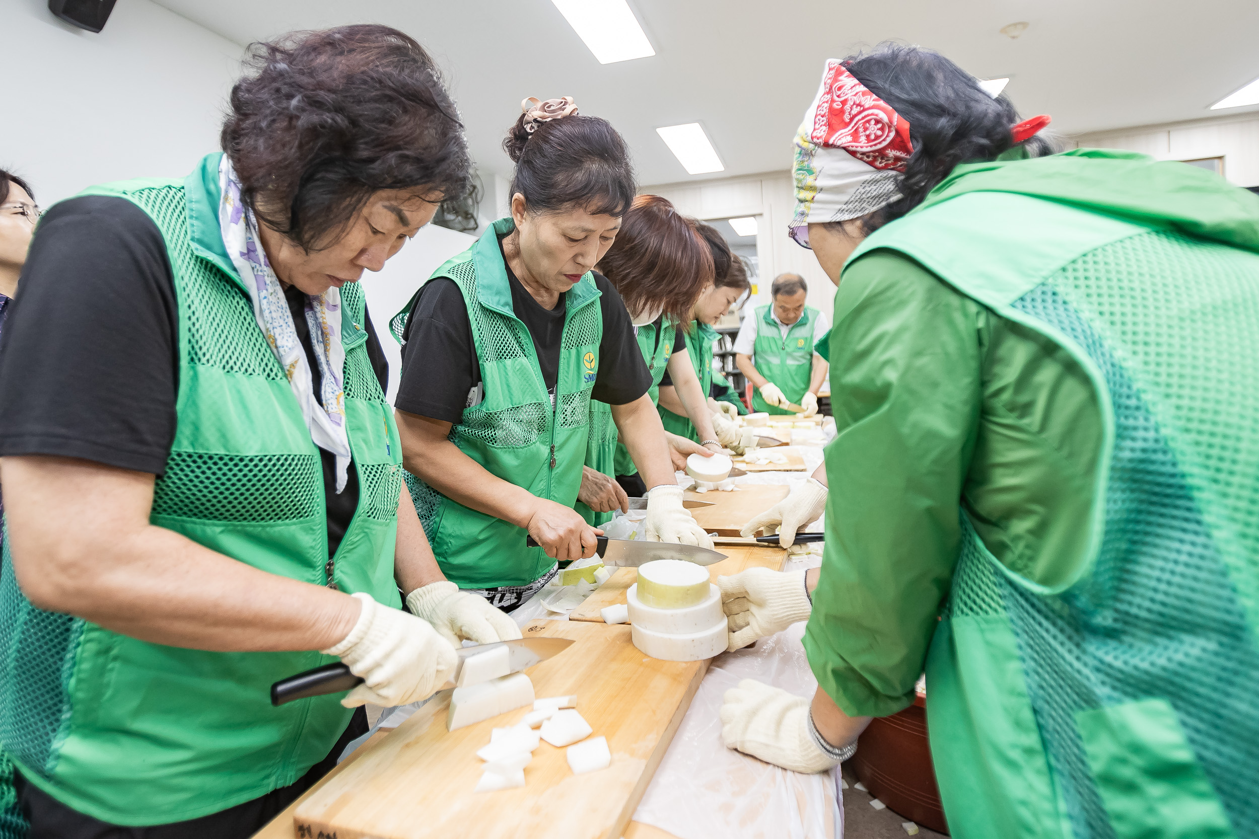 20240911-추석맞이 관내어르신 사랑의 밑반찬 만들어드리기 240911-1052_G_224231.jpg